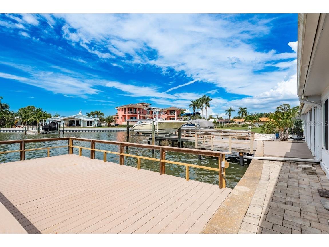 417 E Boca Ciega Point Boulevard N #417 Saint Petersburg FL 33708 - GULF OF MEXICO TB8431058 image38