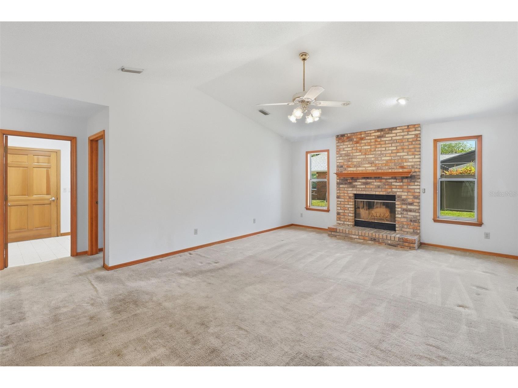 417 Glen Abbey Lane Debary FL 32713 V4948993 image8
