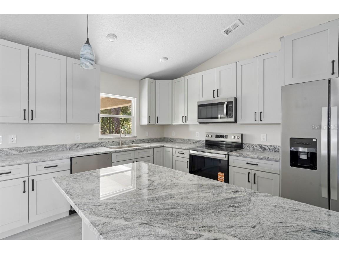 417 Ivy Avenue Deland FL 32724 V4946188 image12