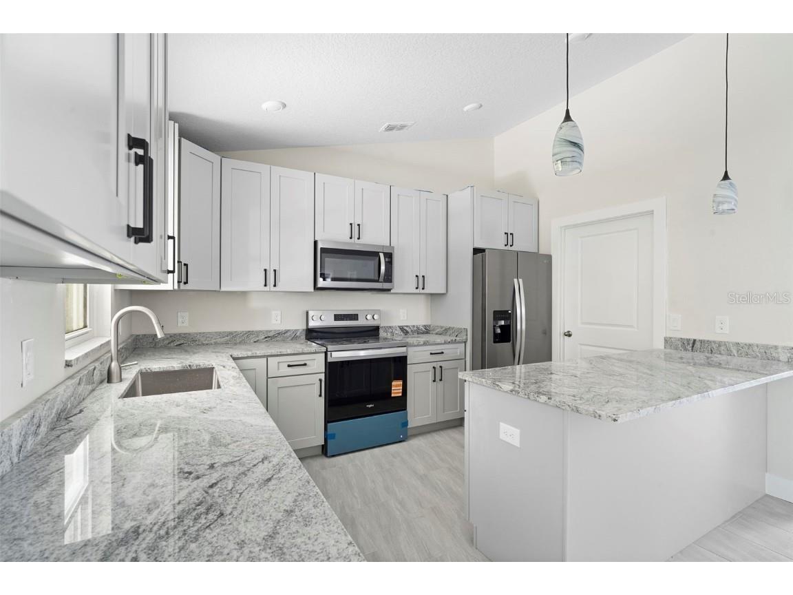 417 Ivy Avenue Deland FL 32724 V4946188 image14