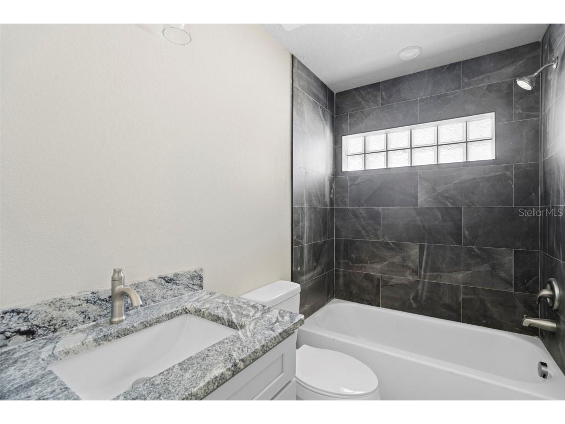 417 Ivy Avenue Deland FL 32724 V4946188 image25