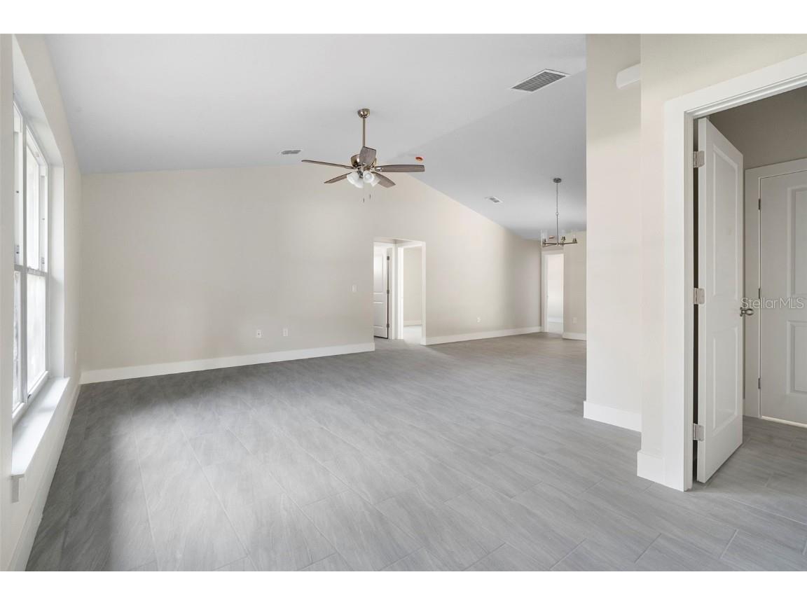 417 Ivy Avenue Deland FL 32724 V4946188 image4