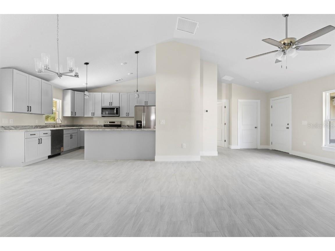 417 Ivy Avenue Deland FL 32724 V4946188 image9