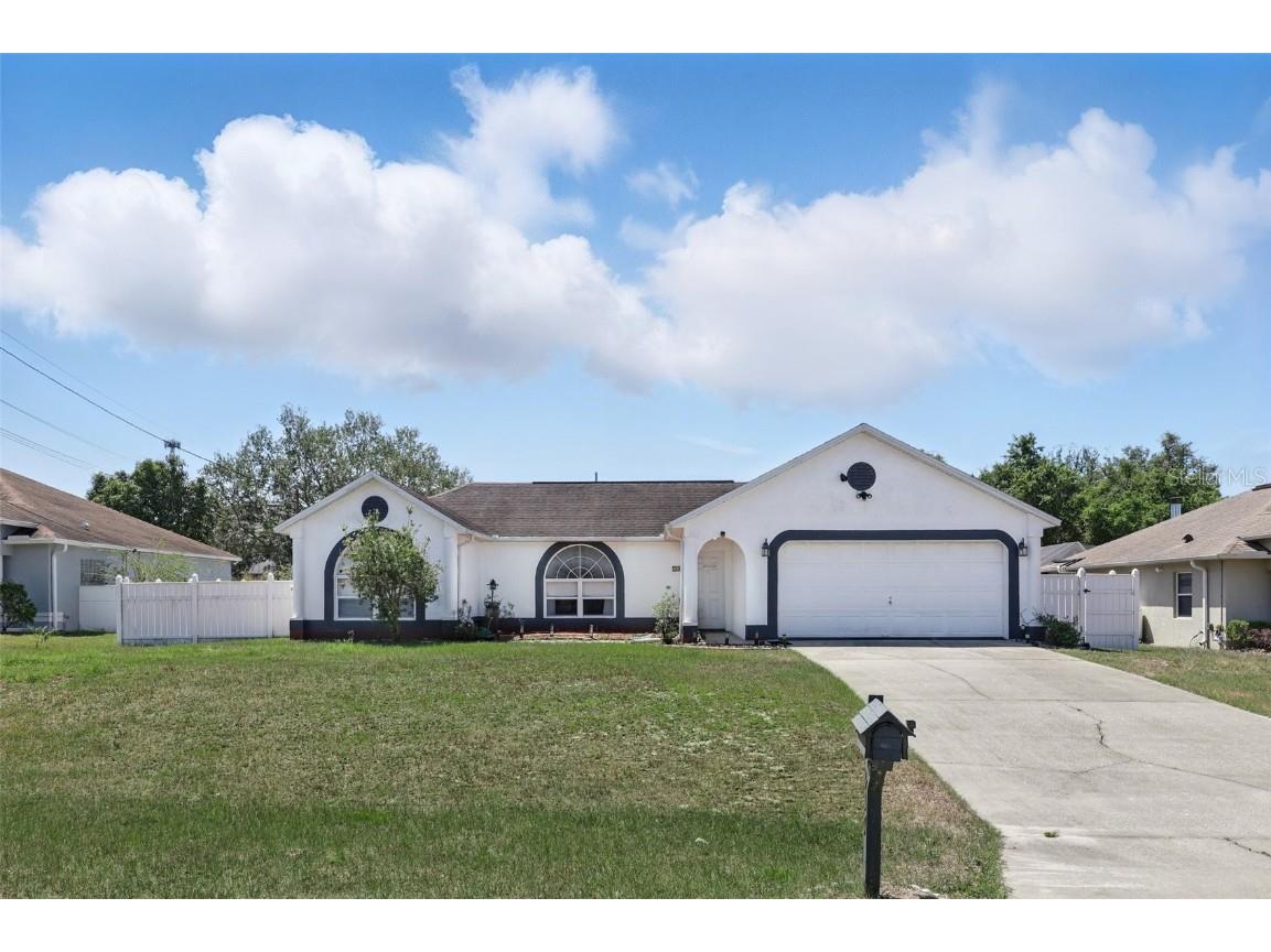 417 Jeffers Street Deltona FL 32725 V4942114 image1