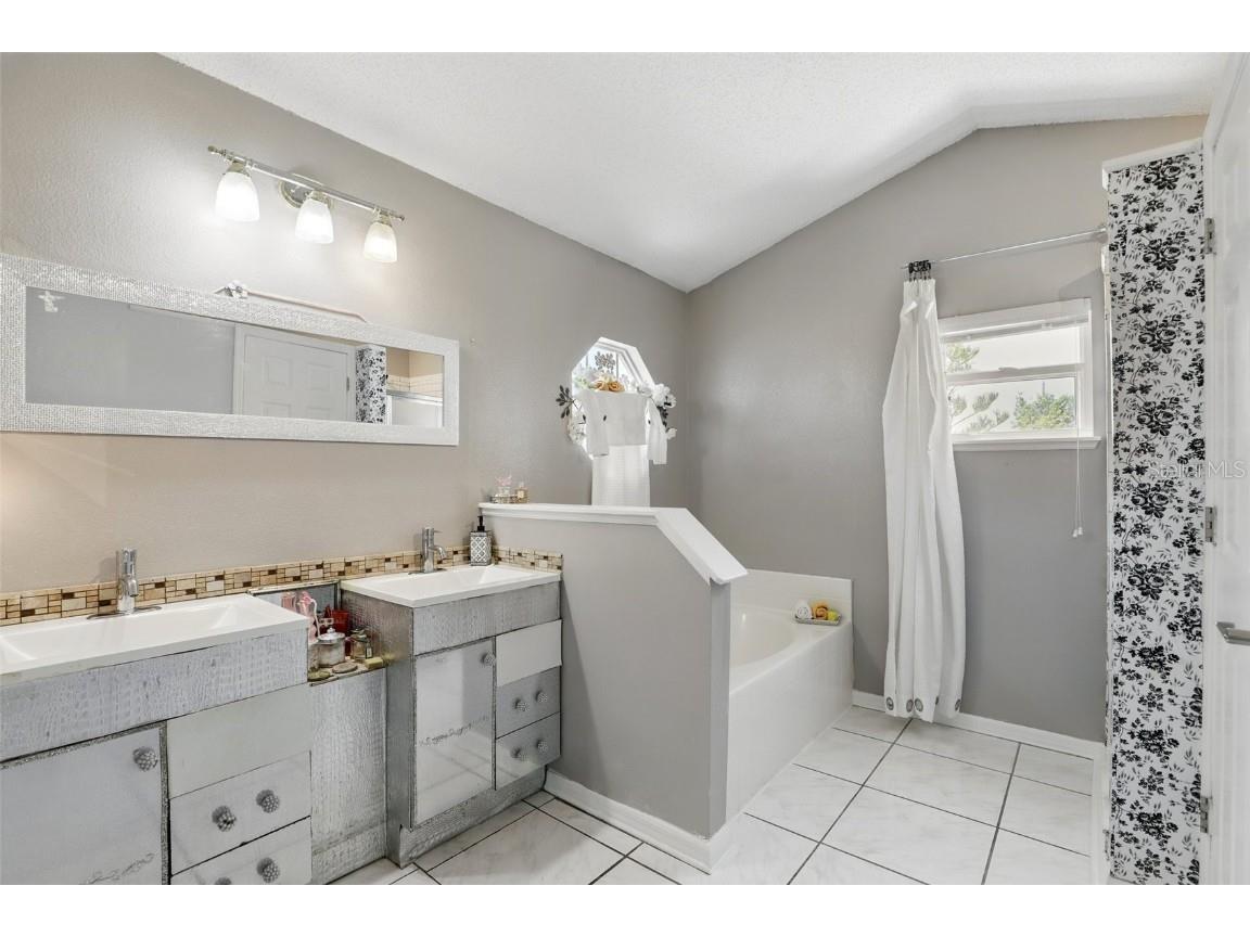 417 Jeffers Street Deltona FL 32725 V4942114 image25