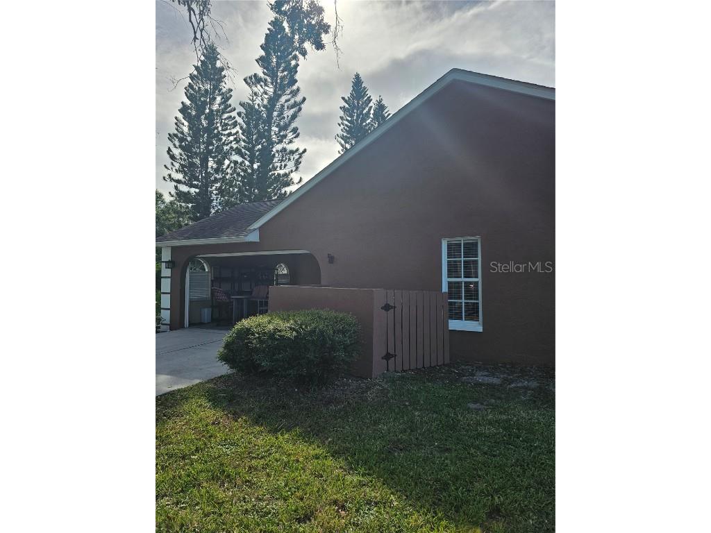417 Lake Of The Woods Drive Venice FL 34293 N6140848 image3