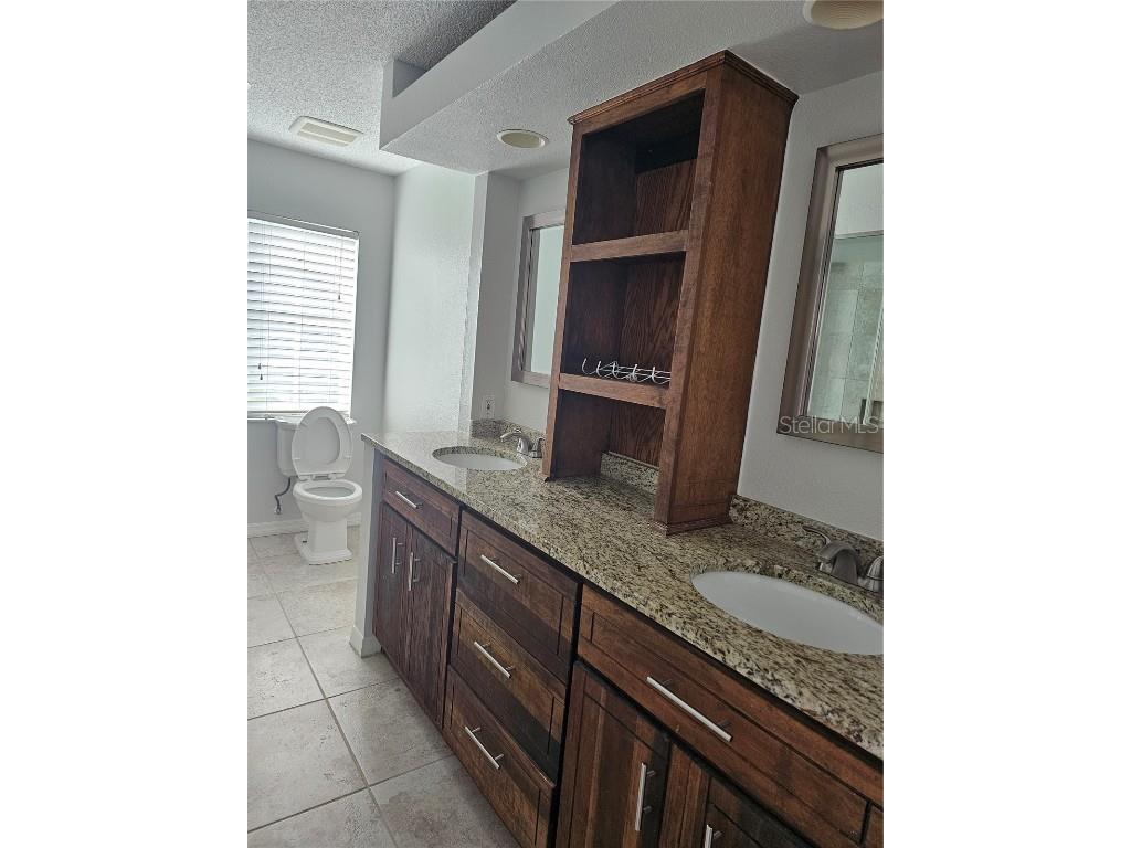 417 Lake Of The Woods Drive Venice FL 34293 N6140848 image33