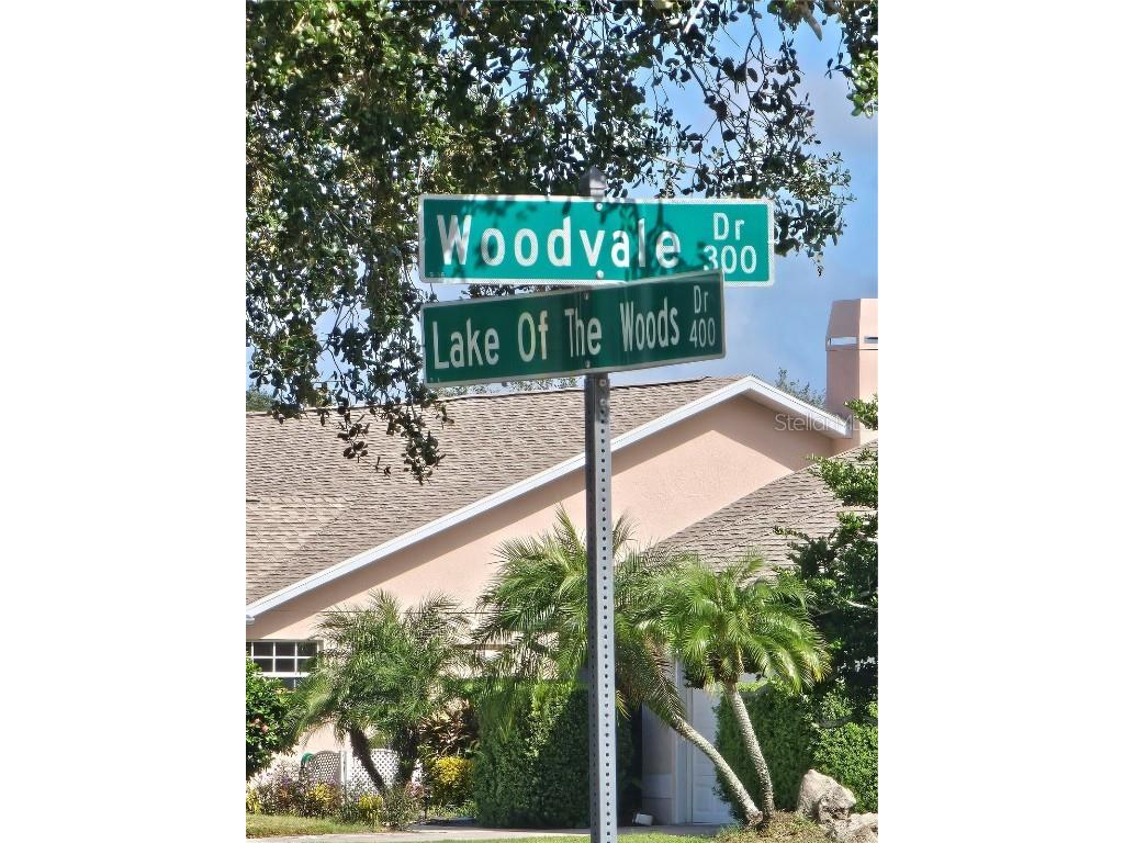417 Lake Of The Woods Drive Venice FL 34293 N6140848 image5