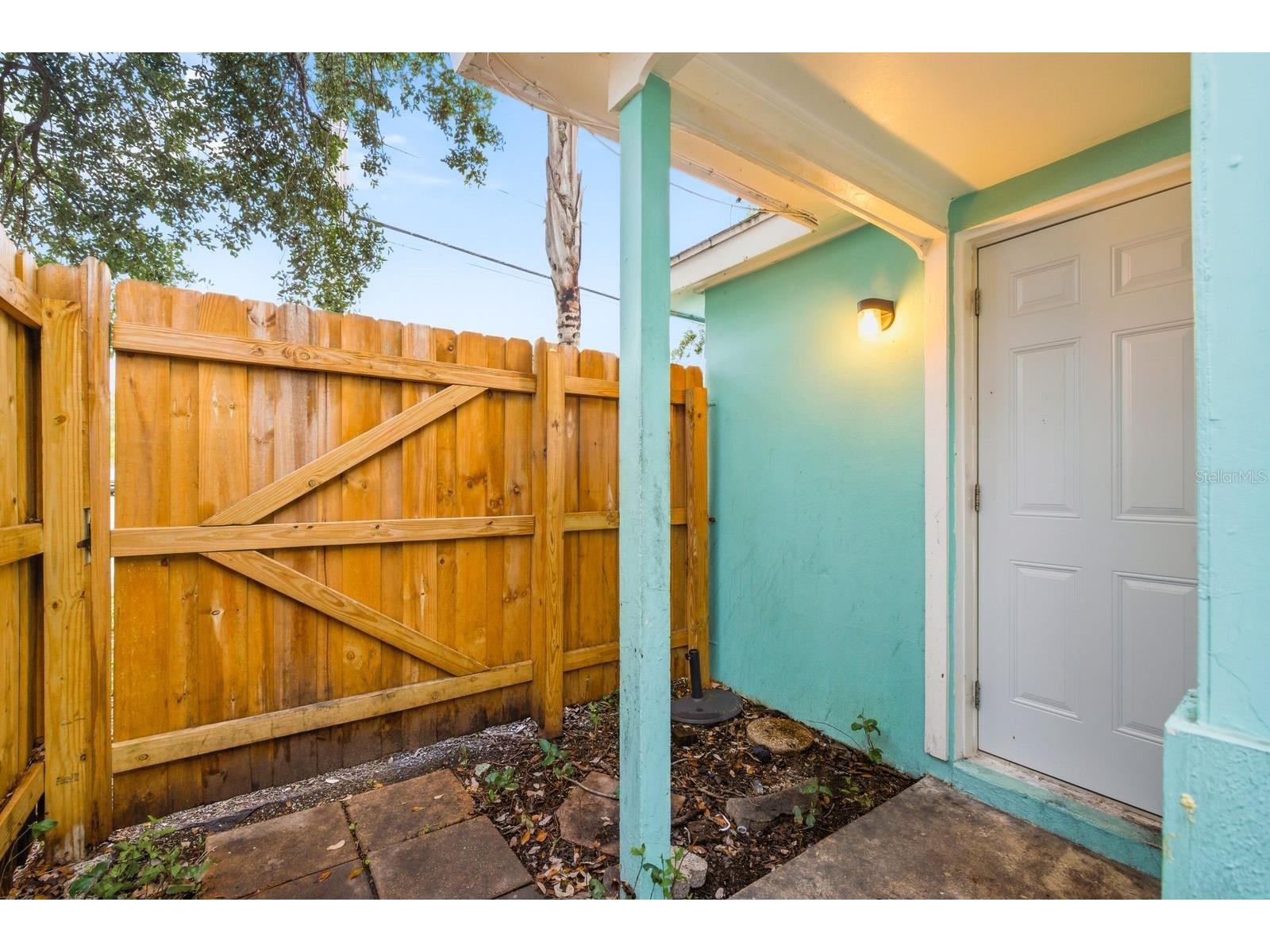 417 Milwaukee Avenue Dunedin FL 34698 TB8515935 image19