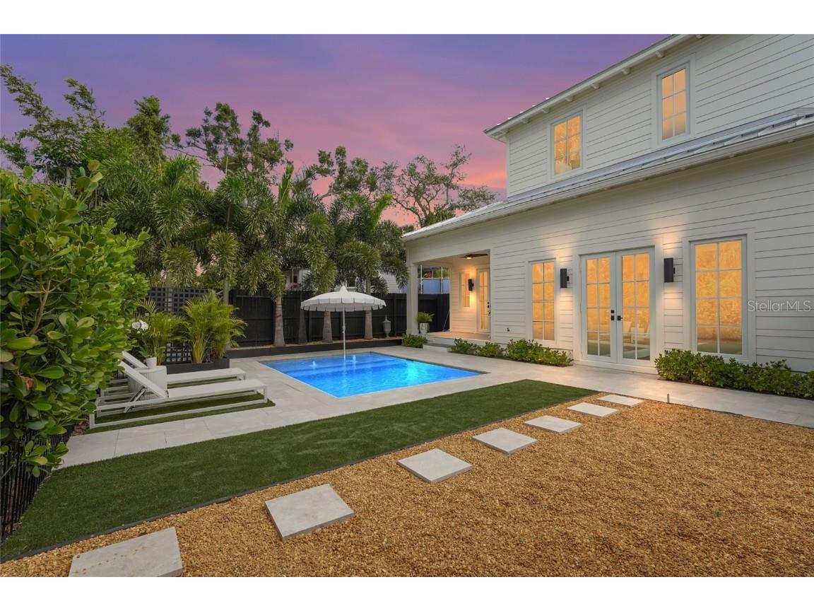 417 N Osprey Avenue Sarasota FL 34236 A4667626 image11