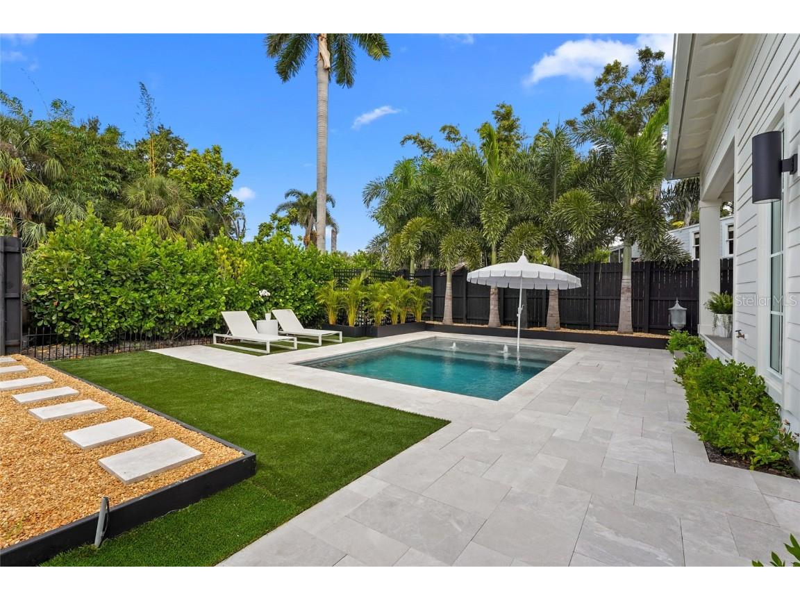 417 N Osprey Avenue Sarasota FL 34236 A4667626 image59