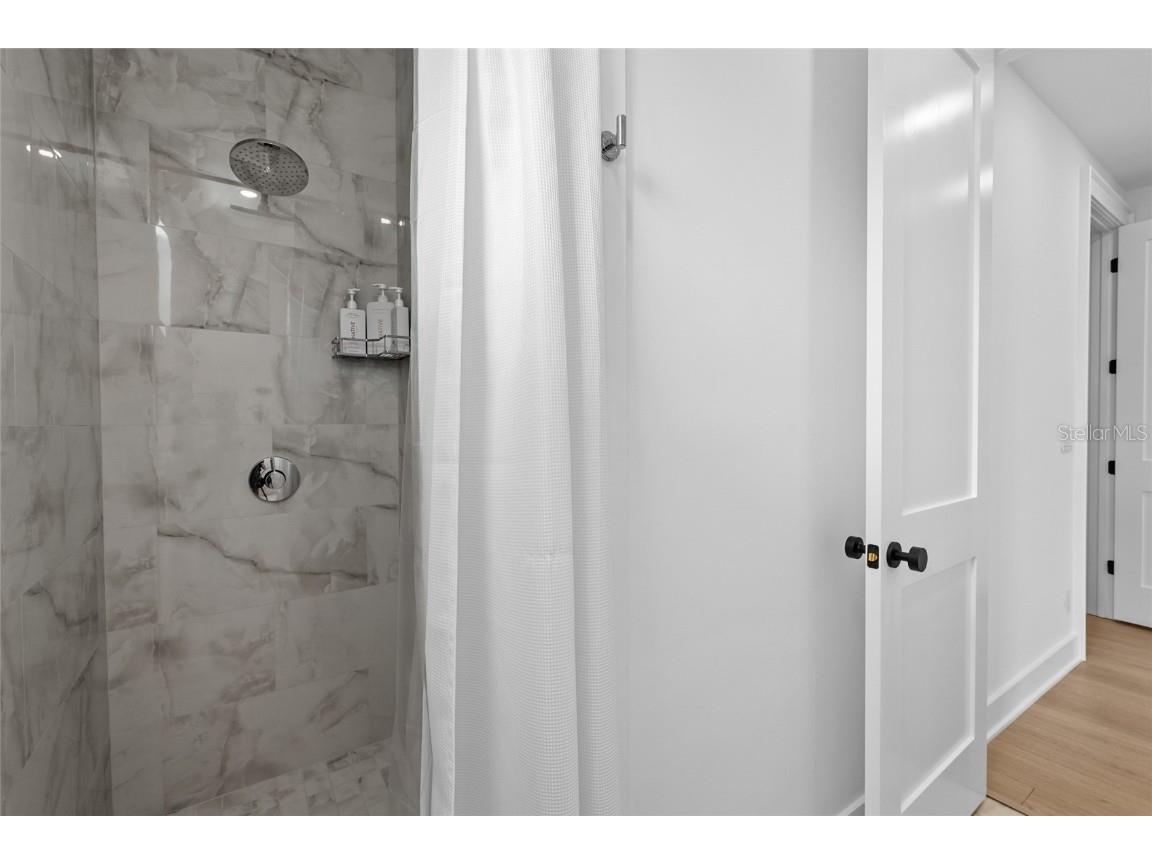 417 N Osprey Avenue Sarasota FL 34236 A4667626 image91