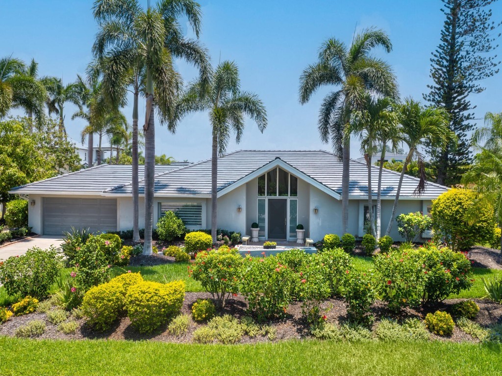 417 Pheasant Way Sarasota FL 34236 A4584035 image1