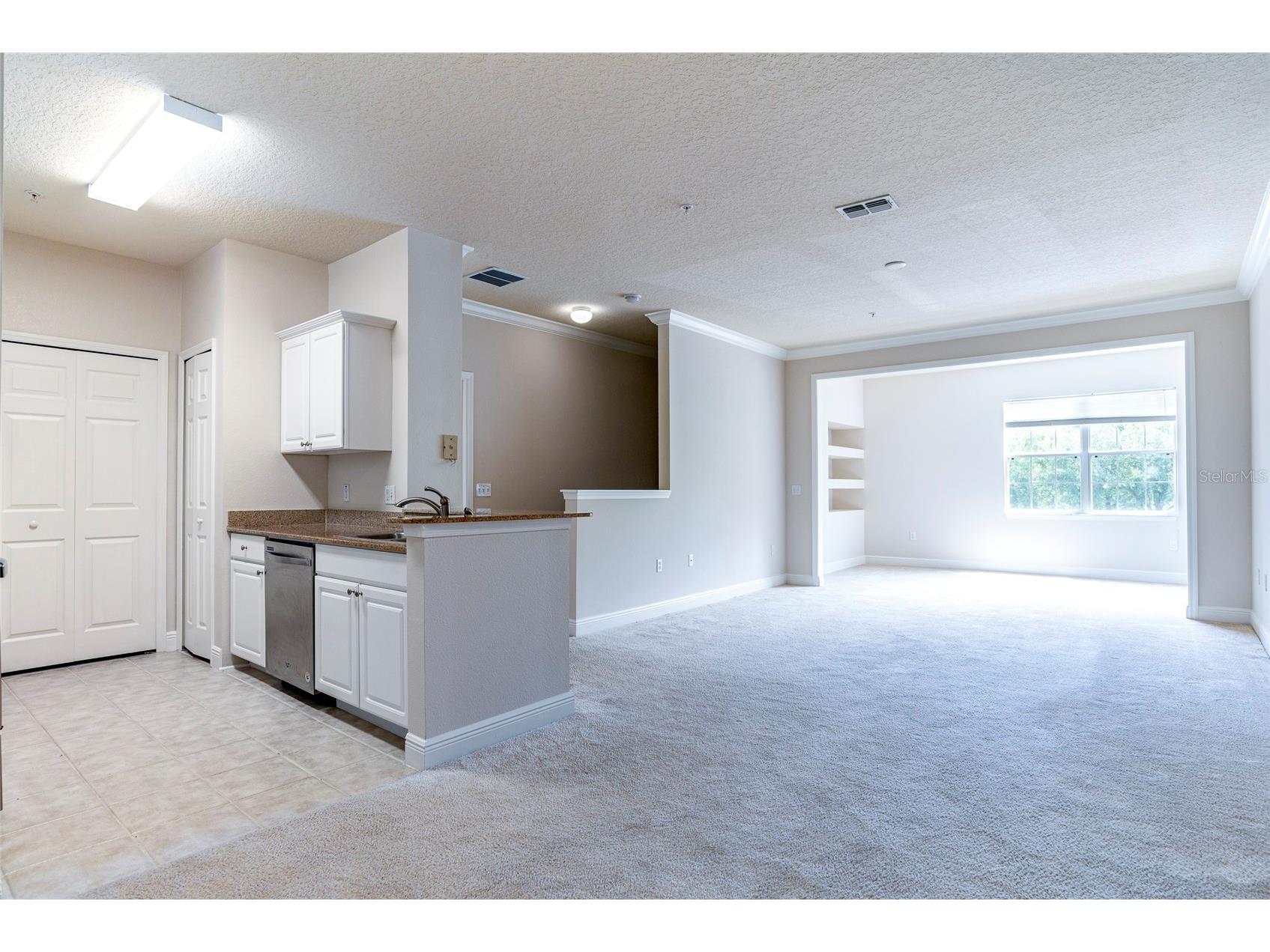 417 Southern Pecan Circle #205 Winter Garden FL 34787 O6403943 image1