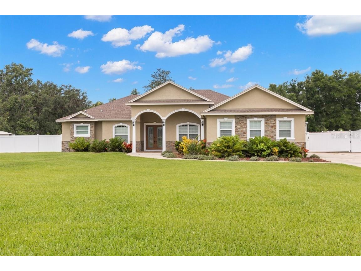 417 Vine Keeper Court Seffner FL 33584 TB8405211 image1