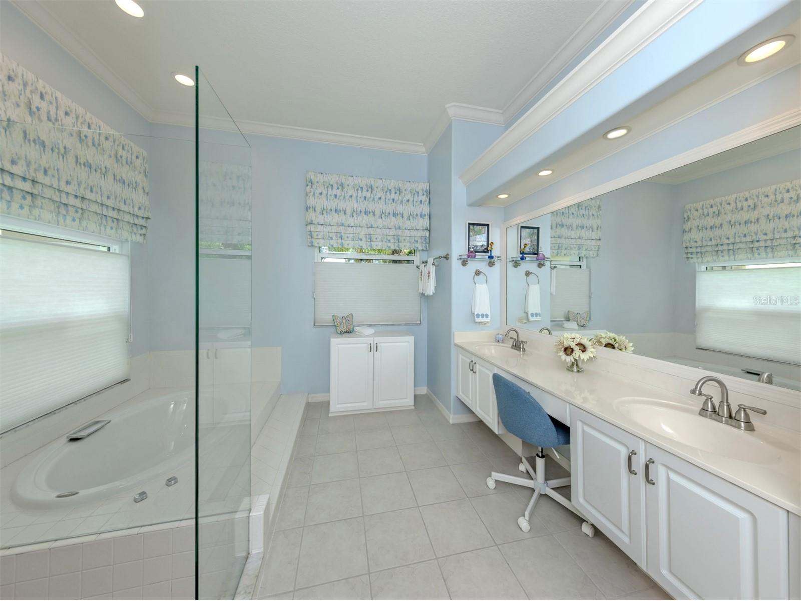 417 Wellington Court Venice FL 34292 N6144393 image18