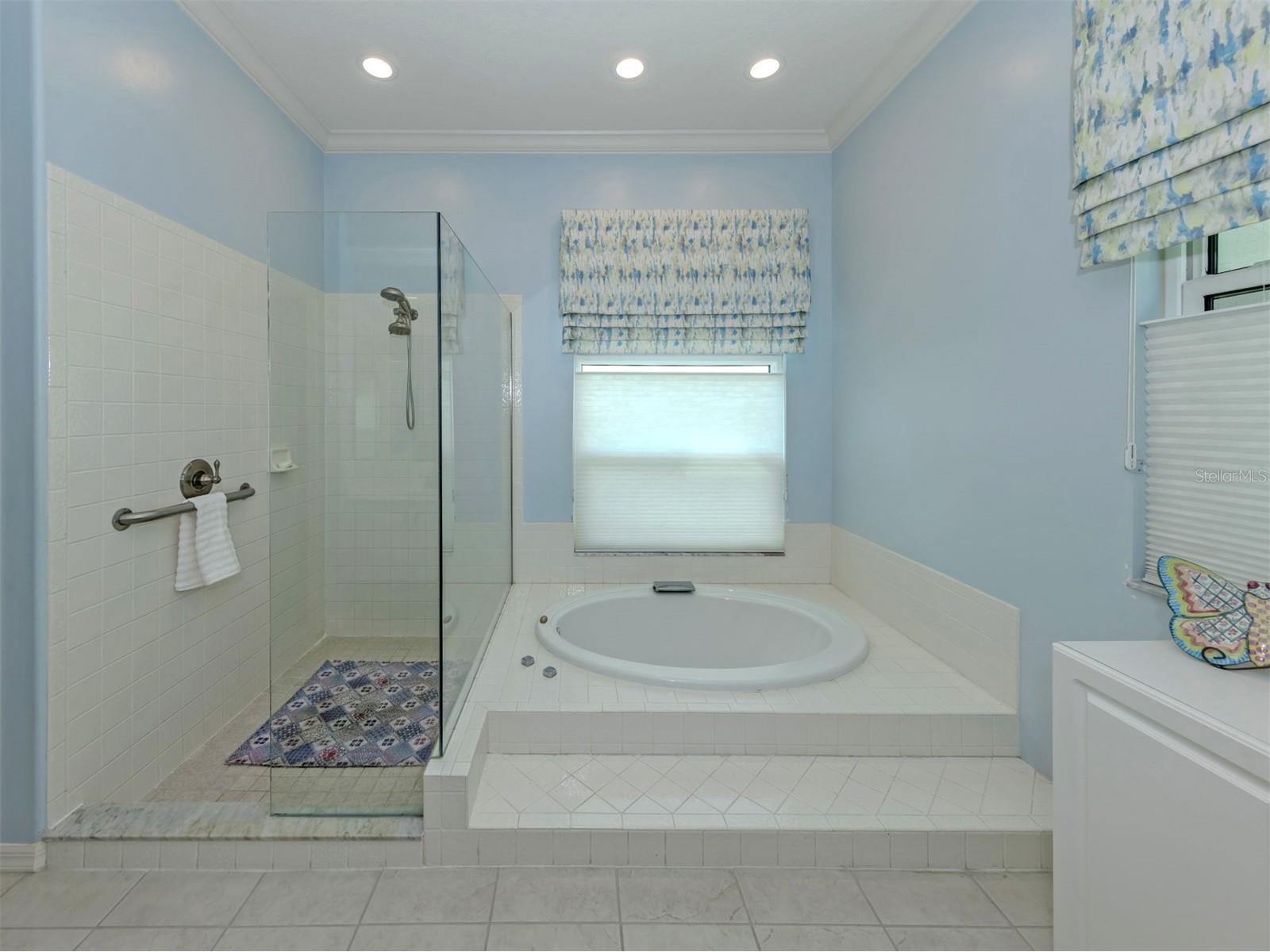 417 Wellington Court Venice FL 34292 N6144393 image19