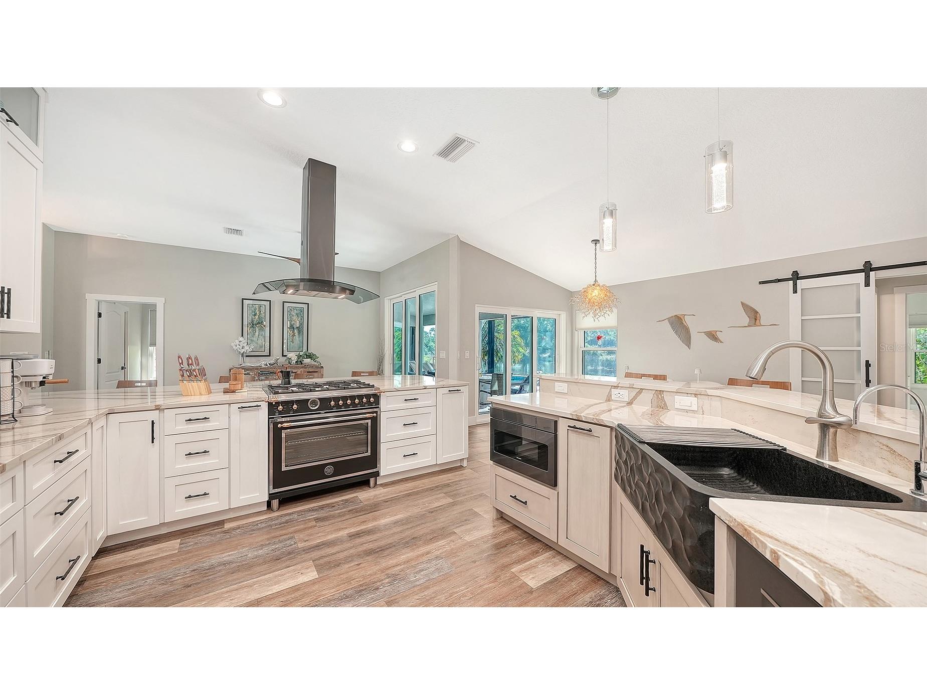 4170 Hearthstone Drive Sarasota FL 34238 A4690218 image8