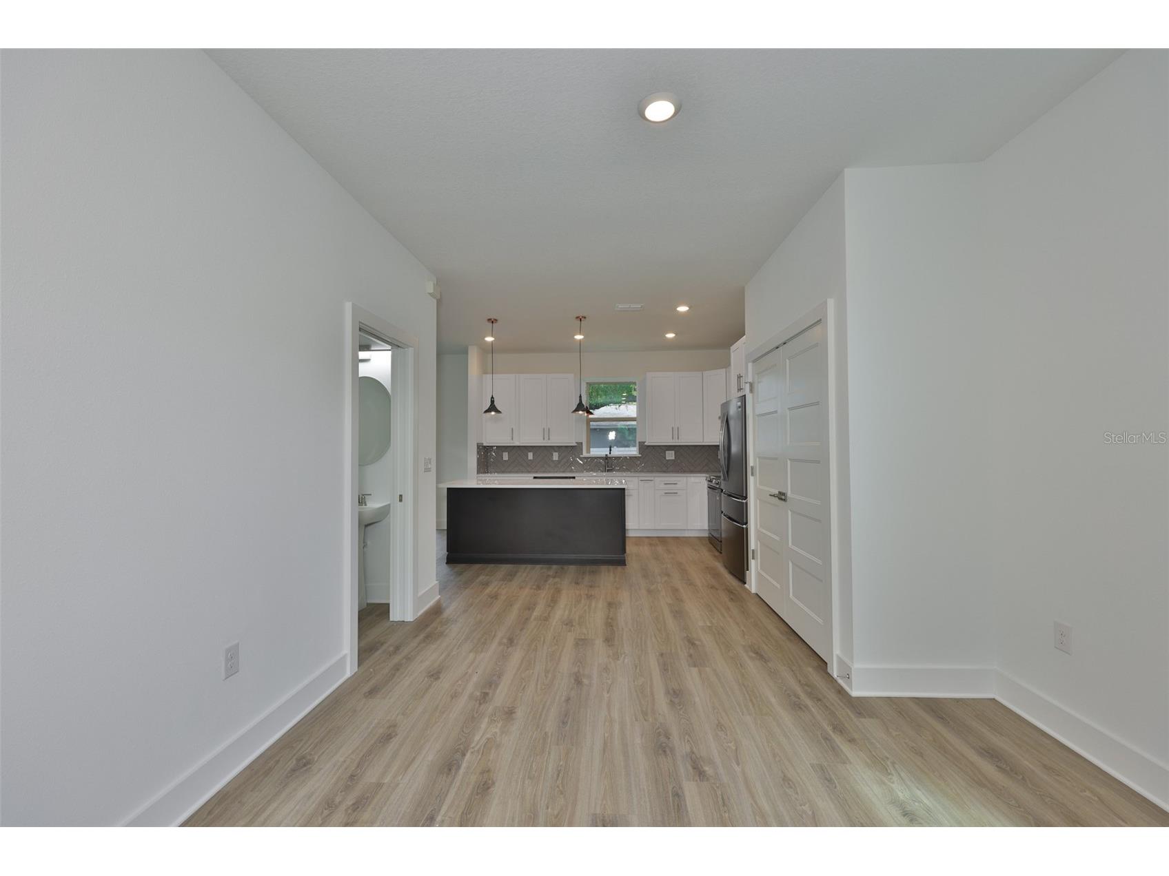 4171 56th Avenue N Saint Petersburg FL 33714 TB8507527 image3