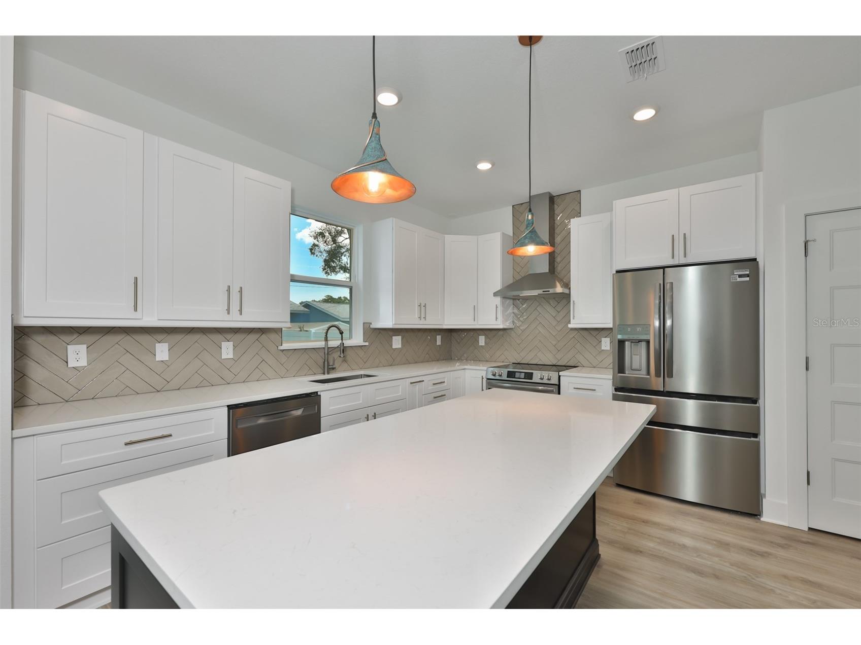 4171 56th Avenue N Saint Petersburg FL 33714 TB8507527 image7