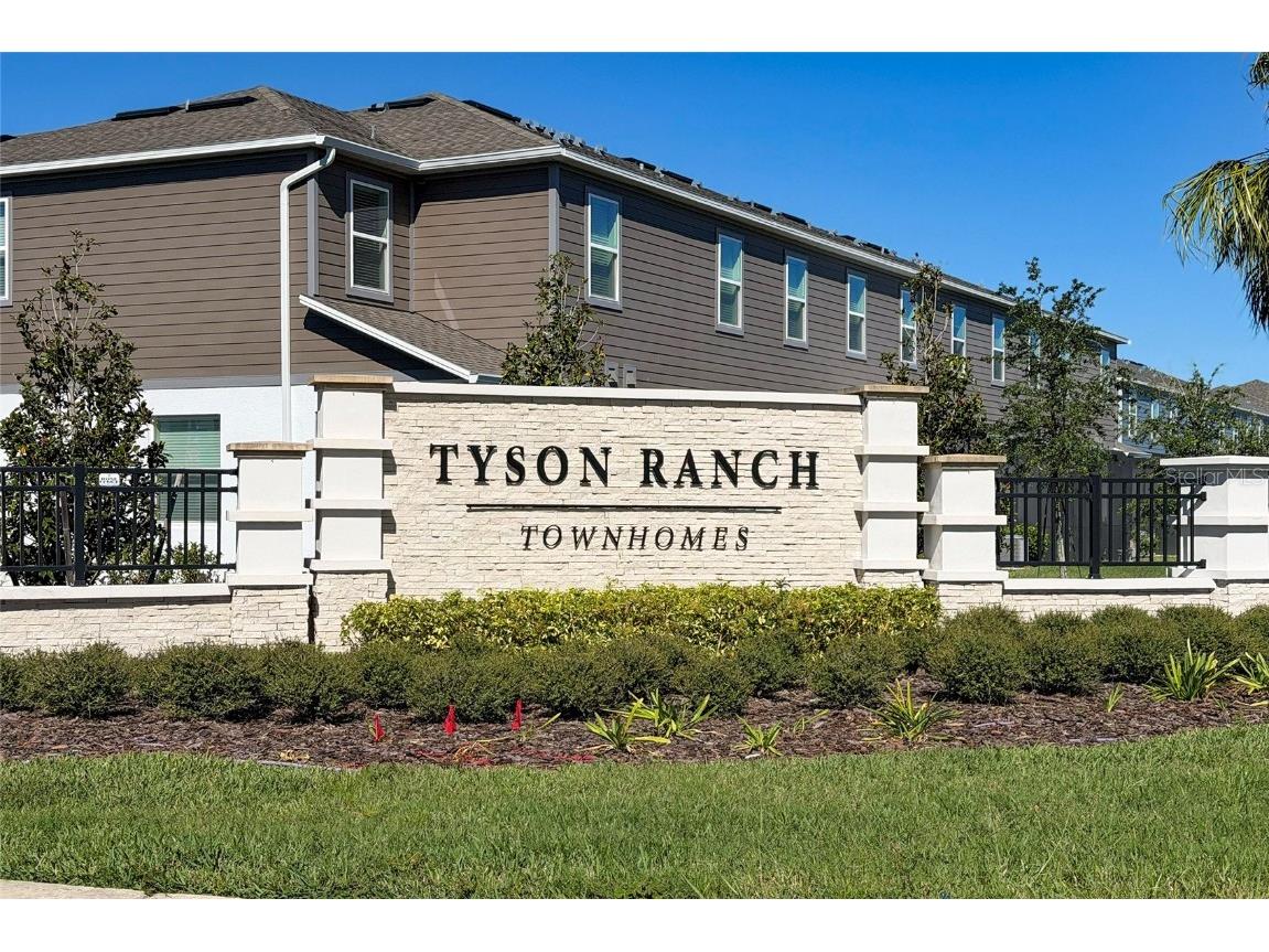 4172 Campsite Loop Orlando FL 32824 O6357666 image1