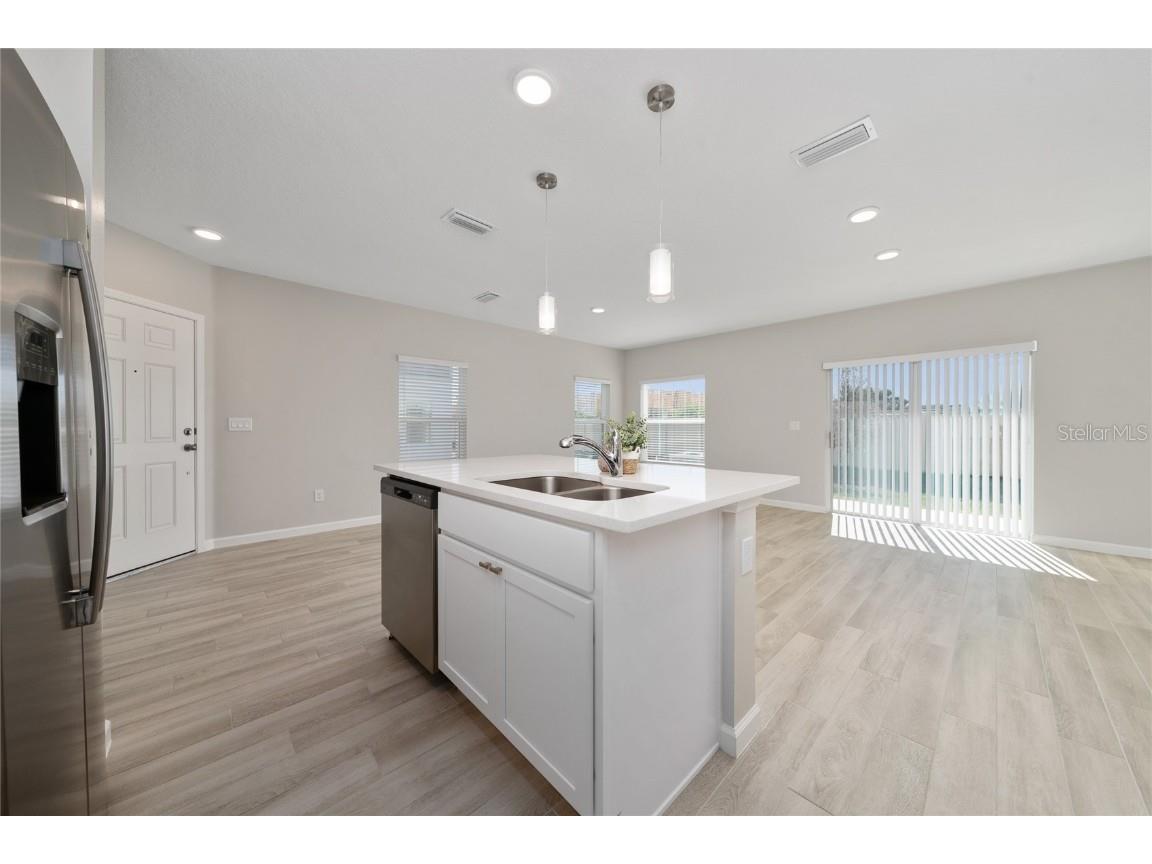 4172 Campsite Loop Orlando FL 32824 O6357666 image9