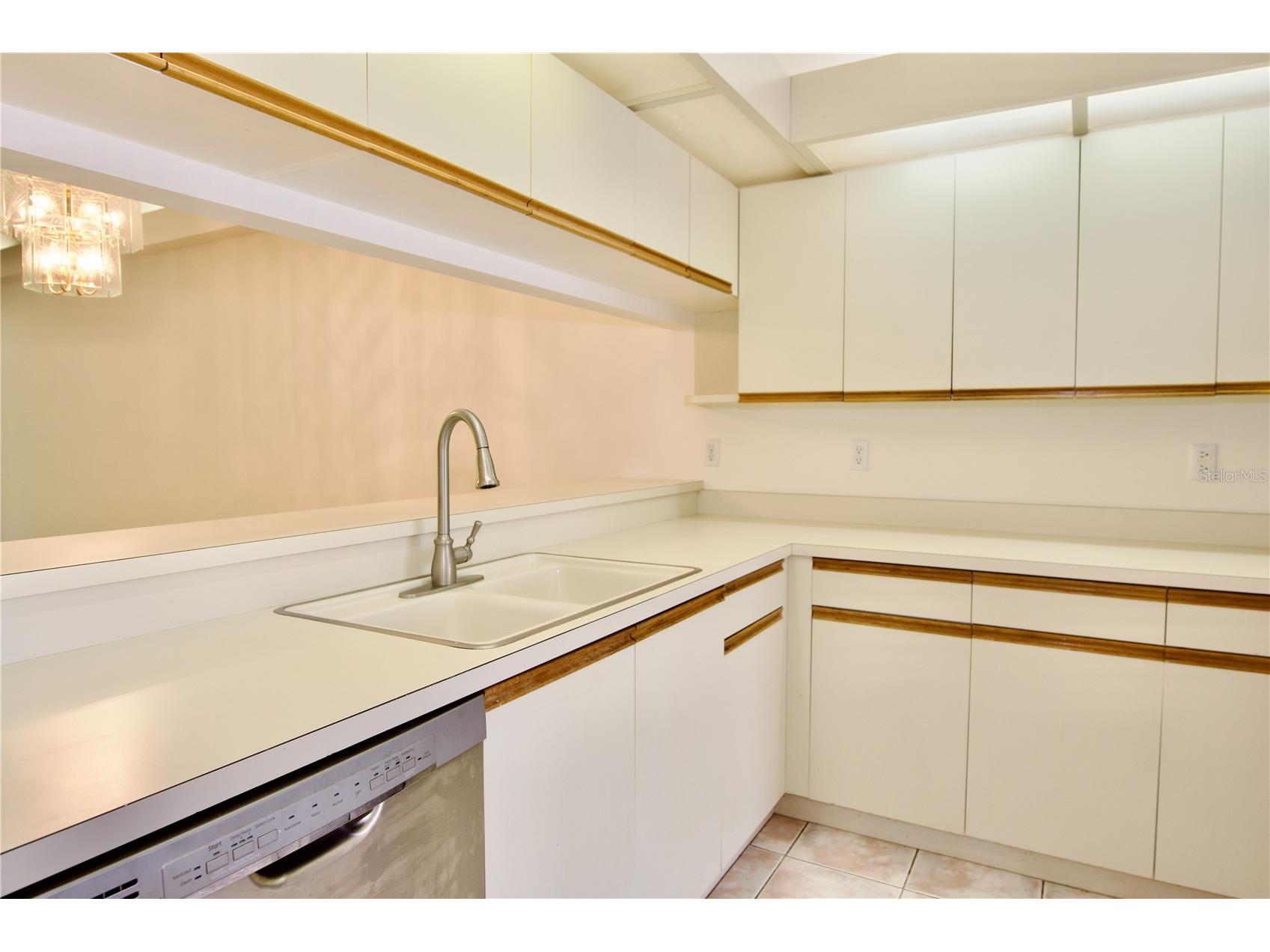 4172 Marseilles Avenue #3255 Sarasota FL 34233 A4686873 image18