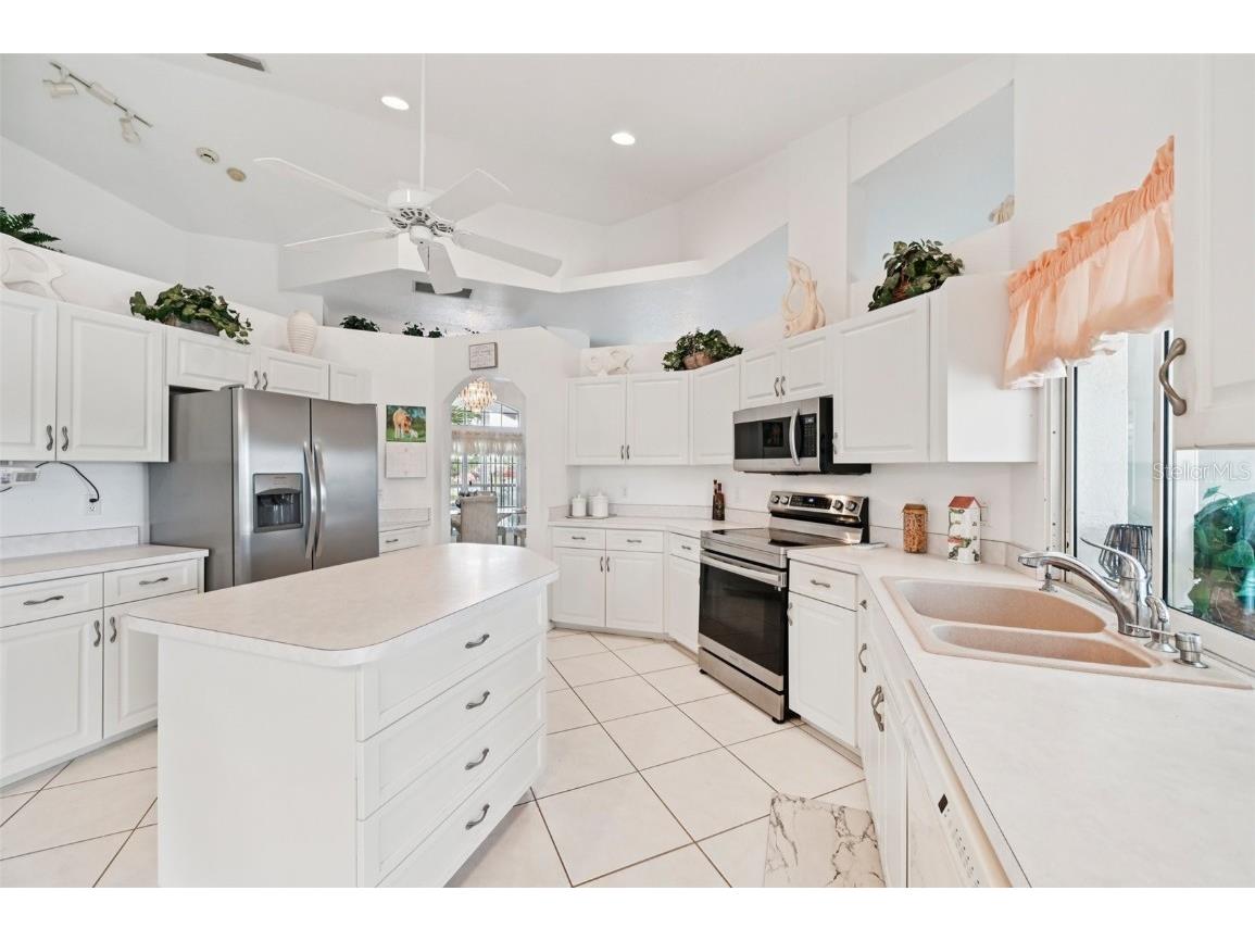 4173 Beach View Court Port Charlotte FL 33948 - HARBORVIEW WATERWAY A4658267 image5