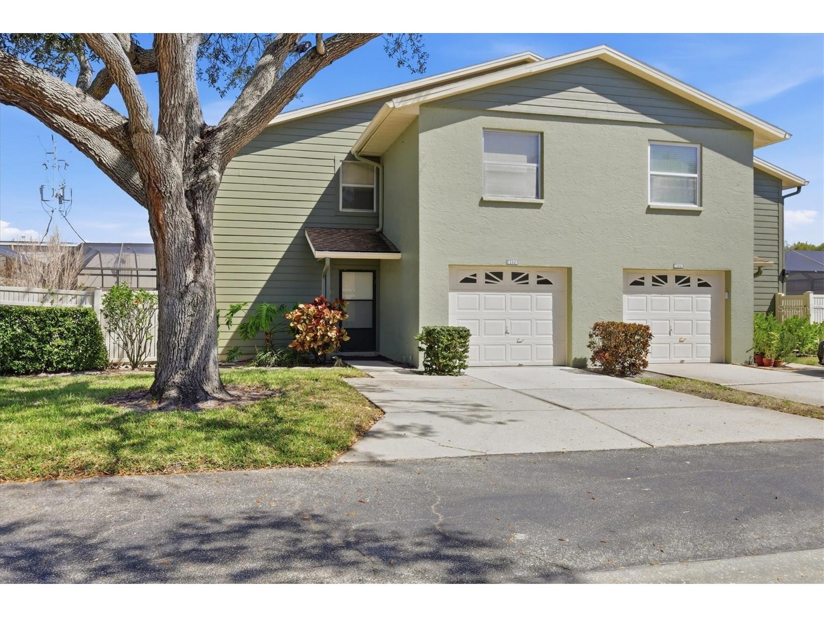 4173 Center Pointe Circle #87B Sarasota FL 34233 A4686561 image1