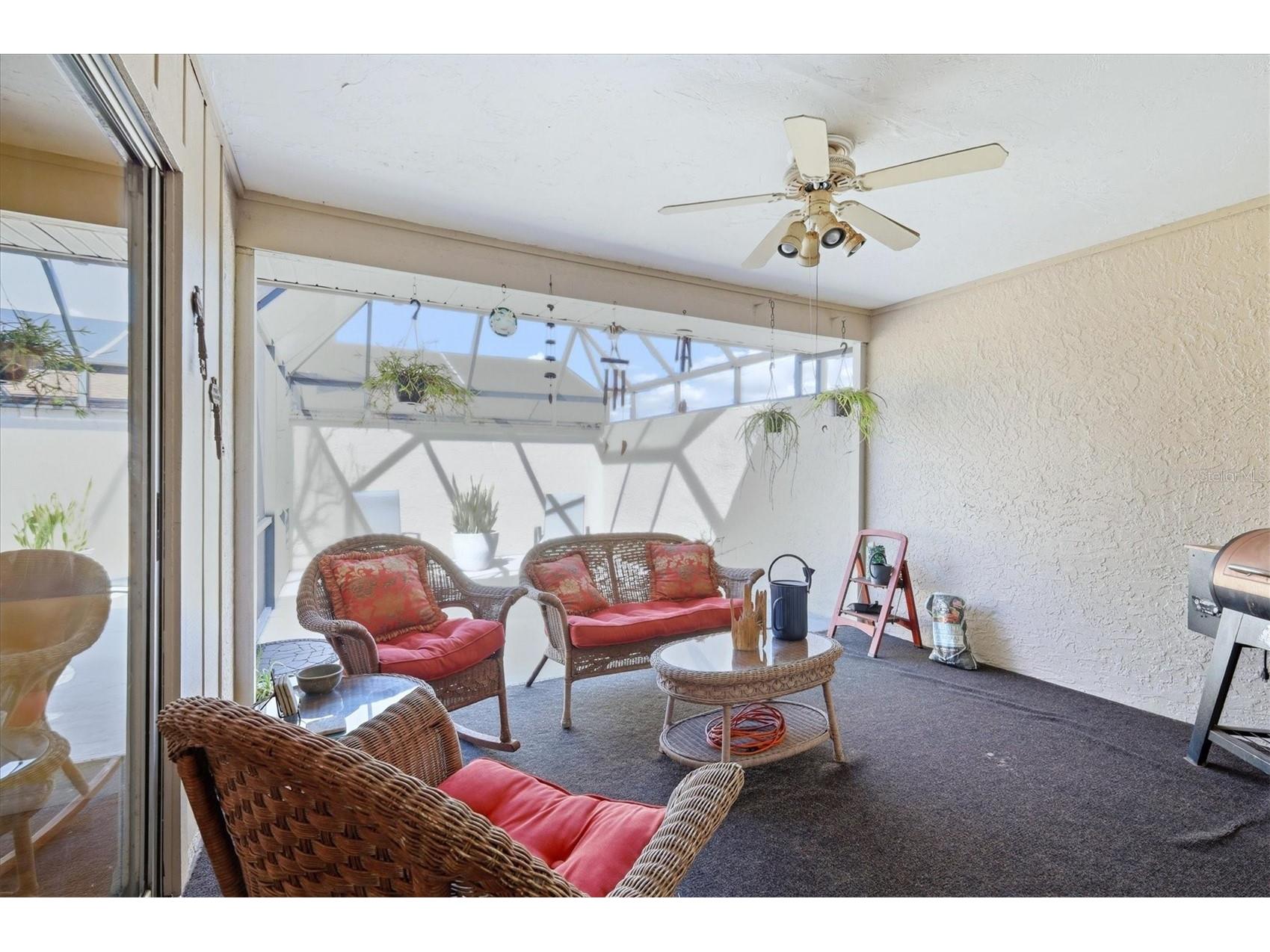 4173 Center Pointe Circle #87B Sarasota FL 34233 A4686561 image12