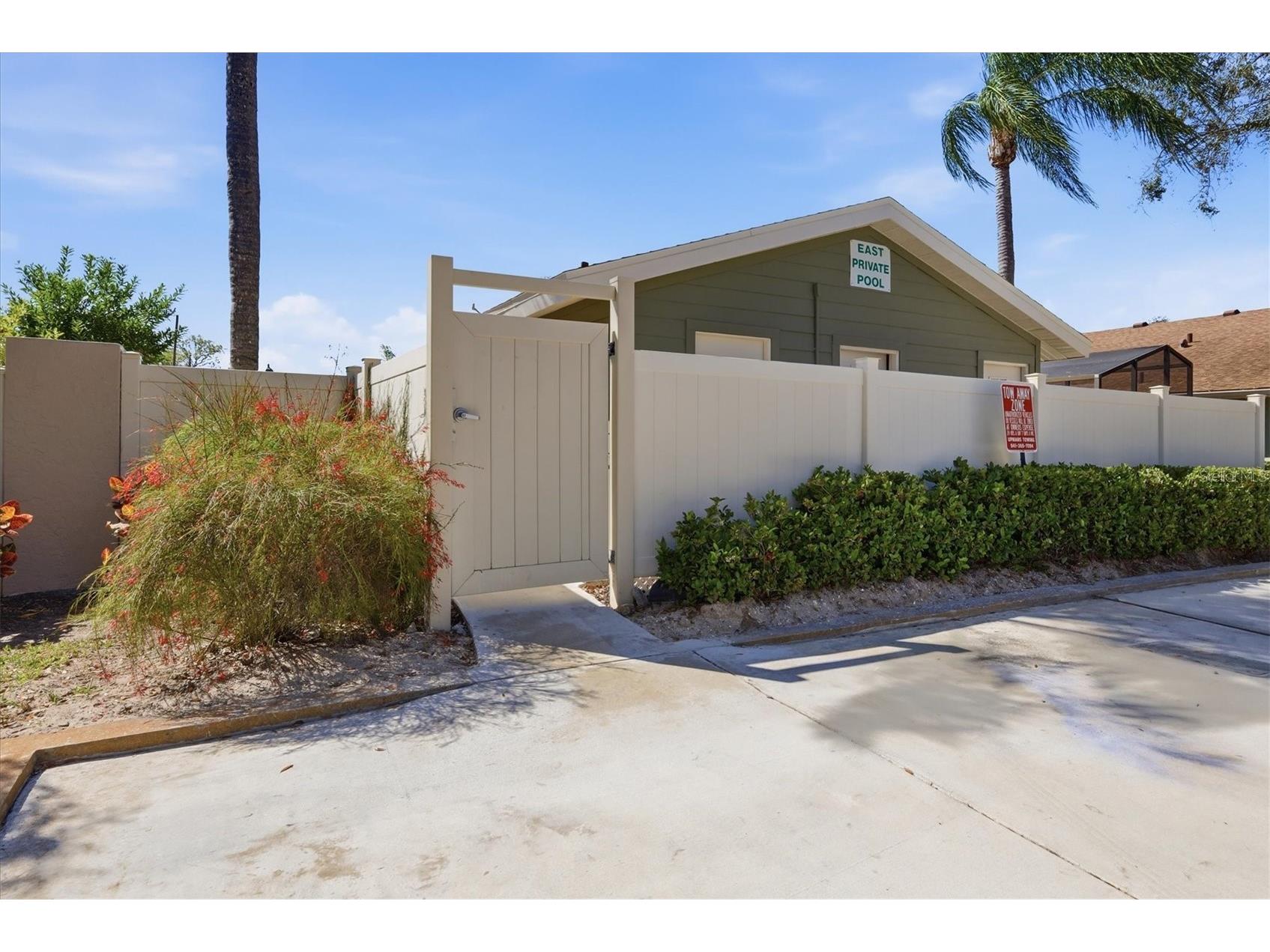 4173 Center Pointe Circle #87B Sarasota FL 34233 A4686561 image23