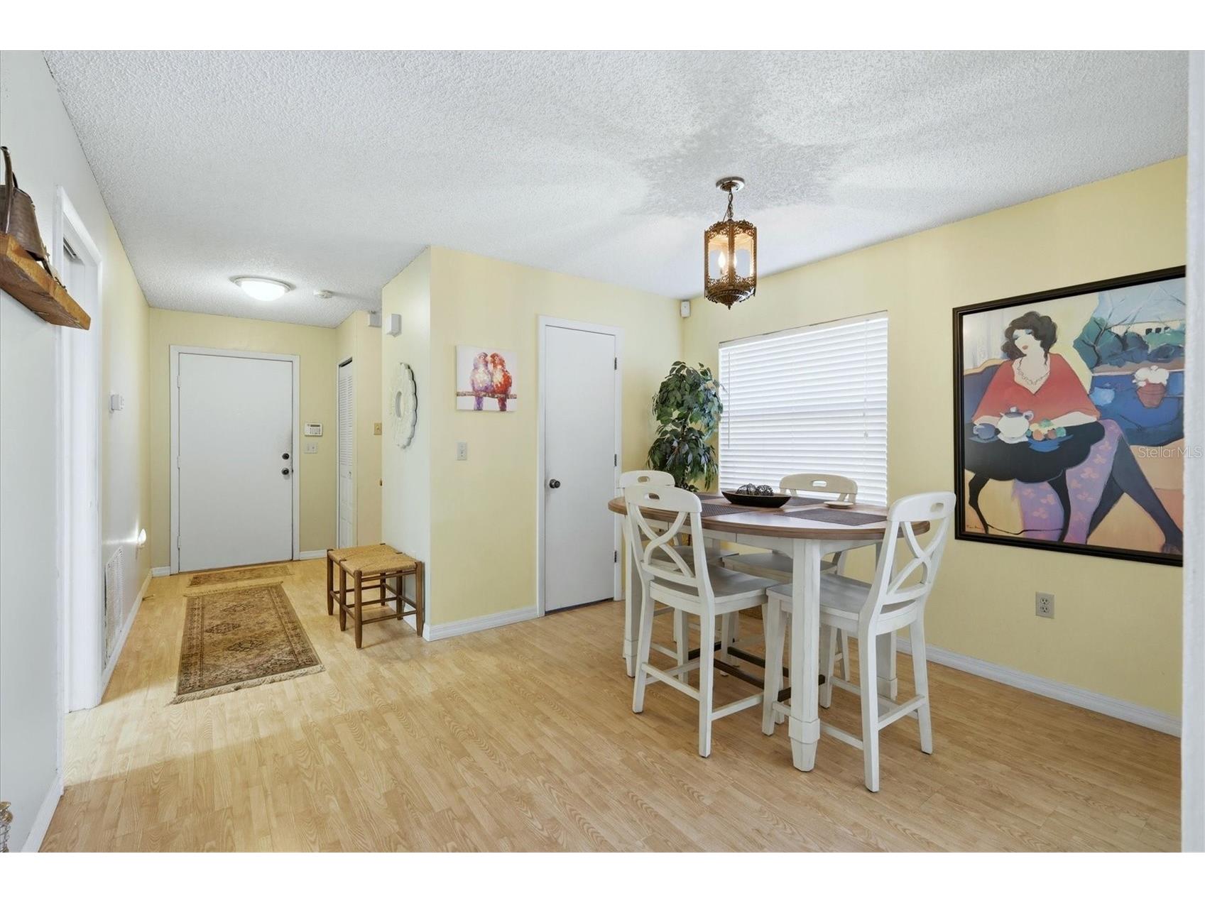 4173 Center Pointe Circle #87B Sarasota FL 34233 A4686561 image3