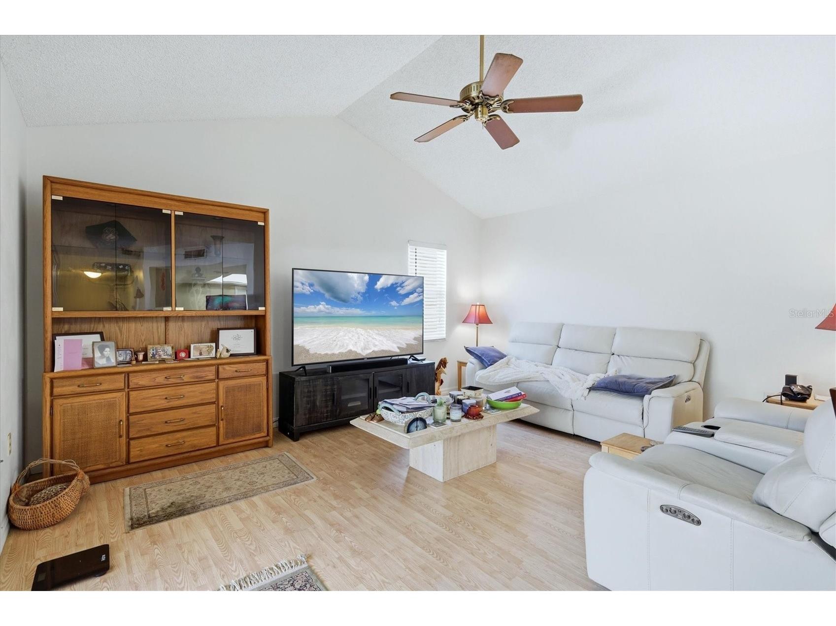 4173 Center Pointe Circle #87B Sarasota FL 34233 A4686561 image5