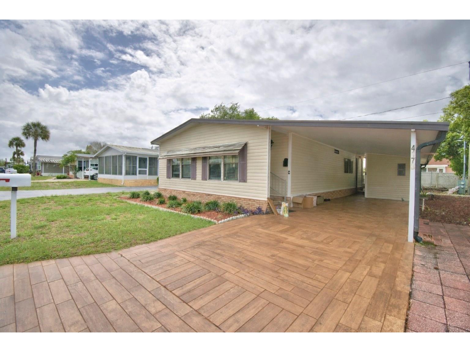 4173 Rolling Oaks Drive Winter Haven FL 33880 - Dinner Lake P4938419 image1