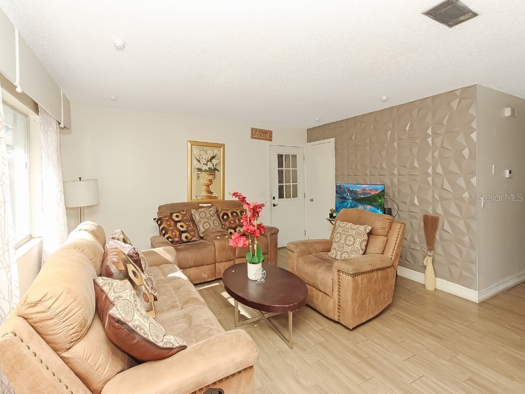 4173 Signal Hill Road Orlando FL 32808 G5105545 image8