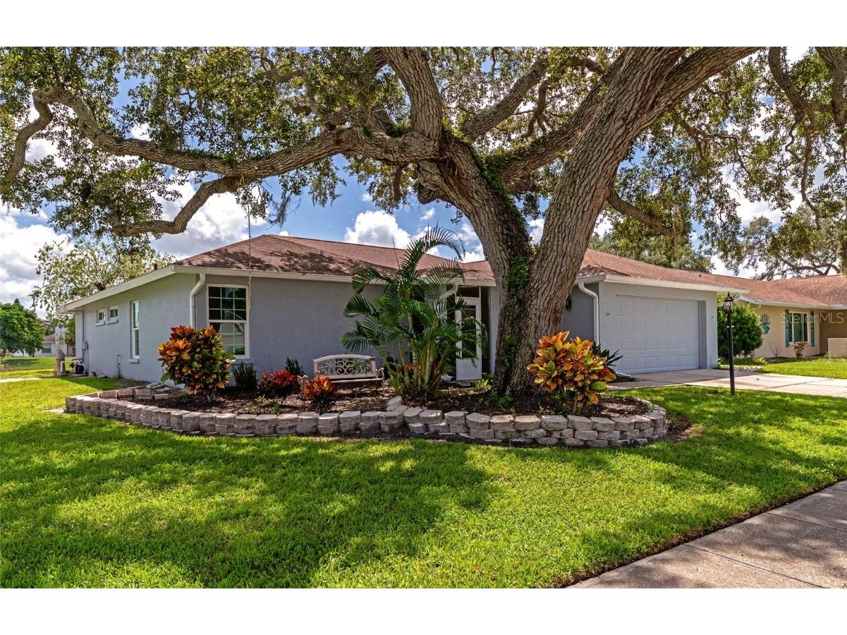 4174 Eastwood Drive Sarasota FL 34232 A4622848 image1