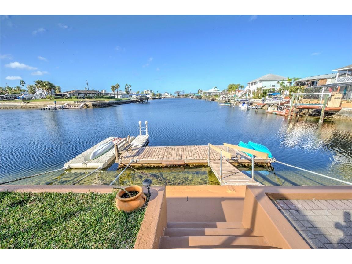 4175 Camelia Drive Hernando Beach FL 34607 W7861370 image1