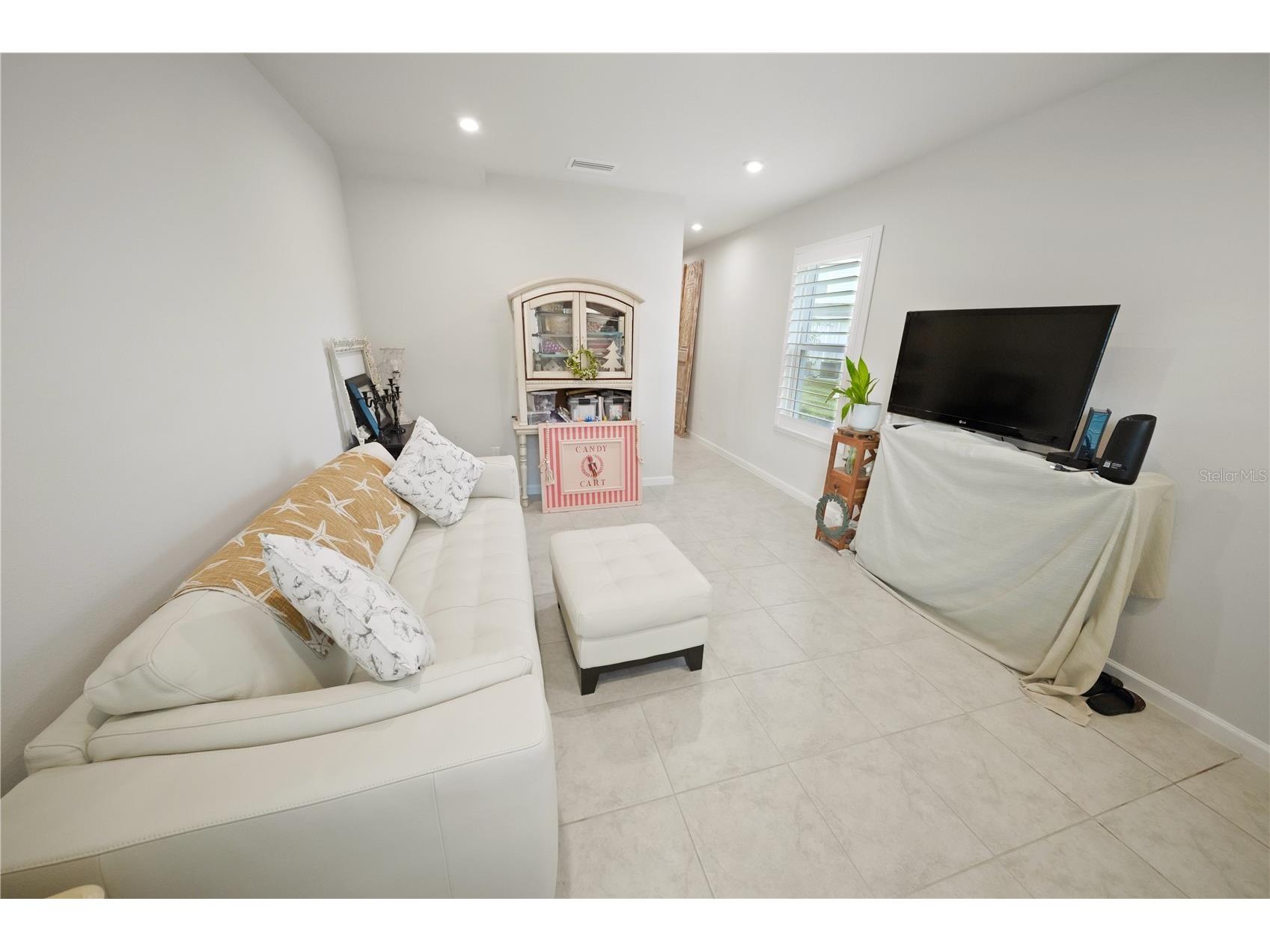 4175 Harbour Palm Drive Holiday FL 34691 TB8489192 image3