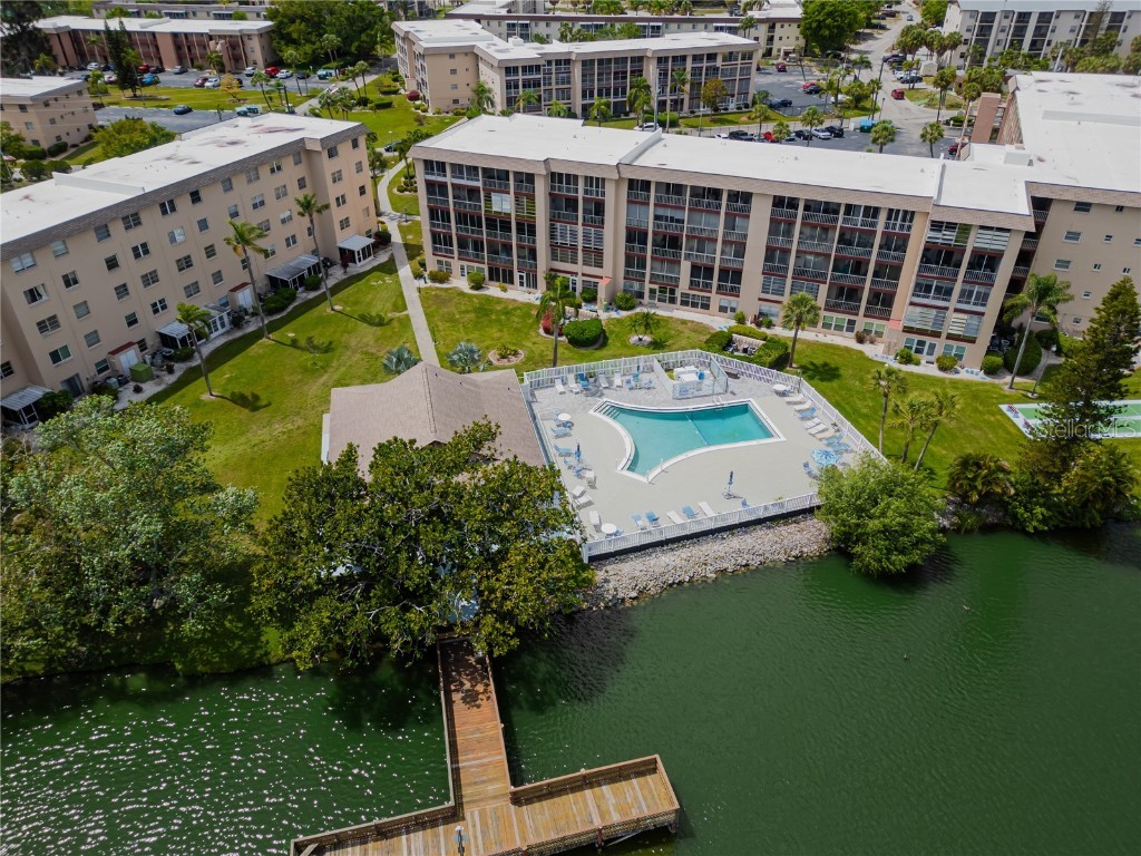 4177 Heron Way #E-312 Bradenton FL 34205 A4604851 image1