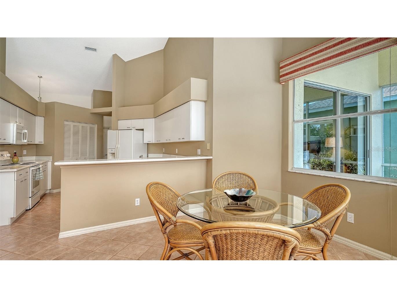 4177 Westbourne Circle Sarasota FL 34238 A4672121 image13