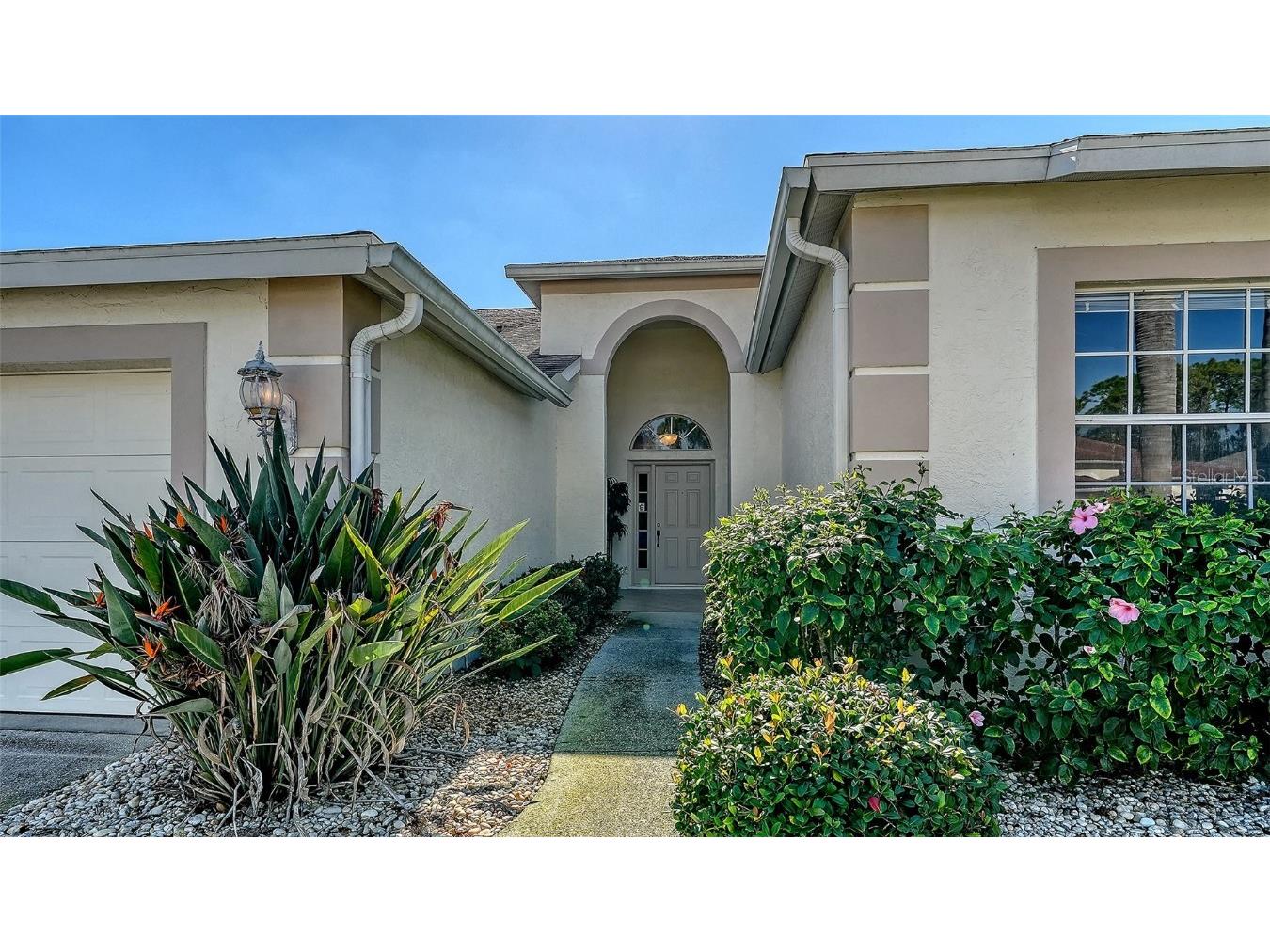 4177 Westbourne Circle Sarasota FL 34238 A4672121 image2