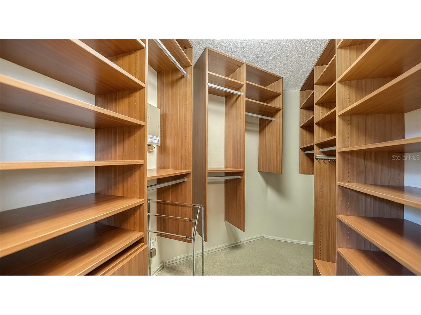 4177 Westbourne Circle Sarasota FL 34238 A4672121 image22