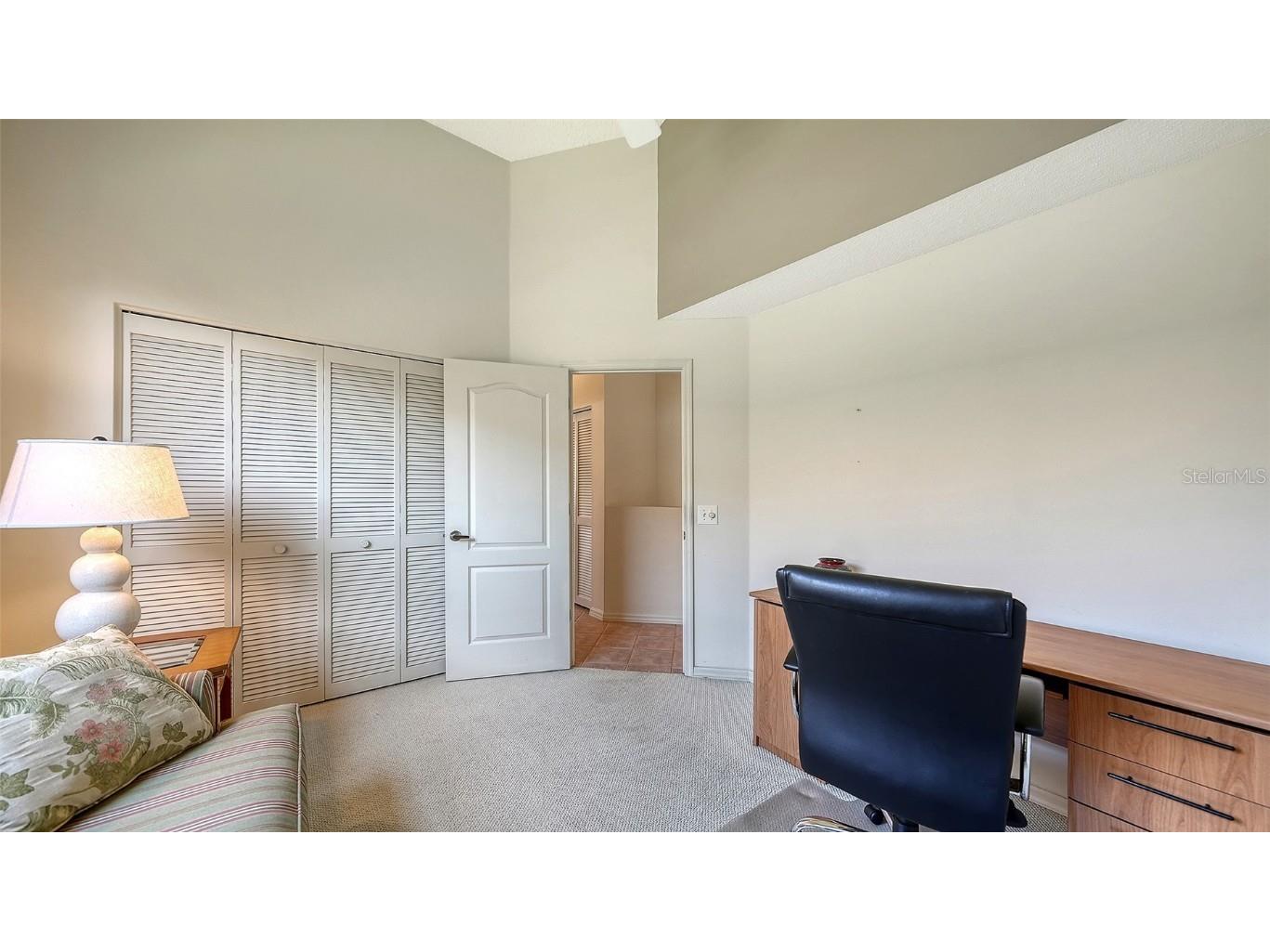 4177 Westbourne Circle Sarasota FL 34238 A4672121 image24