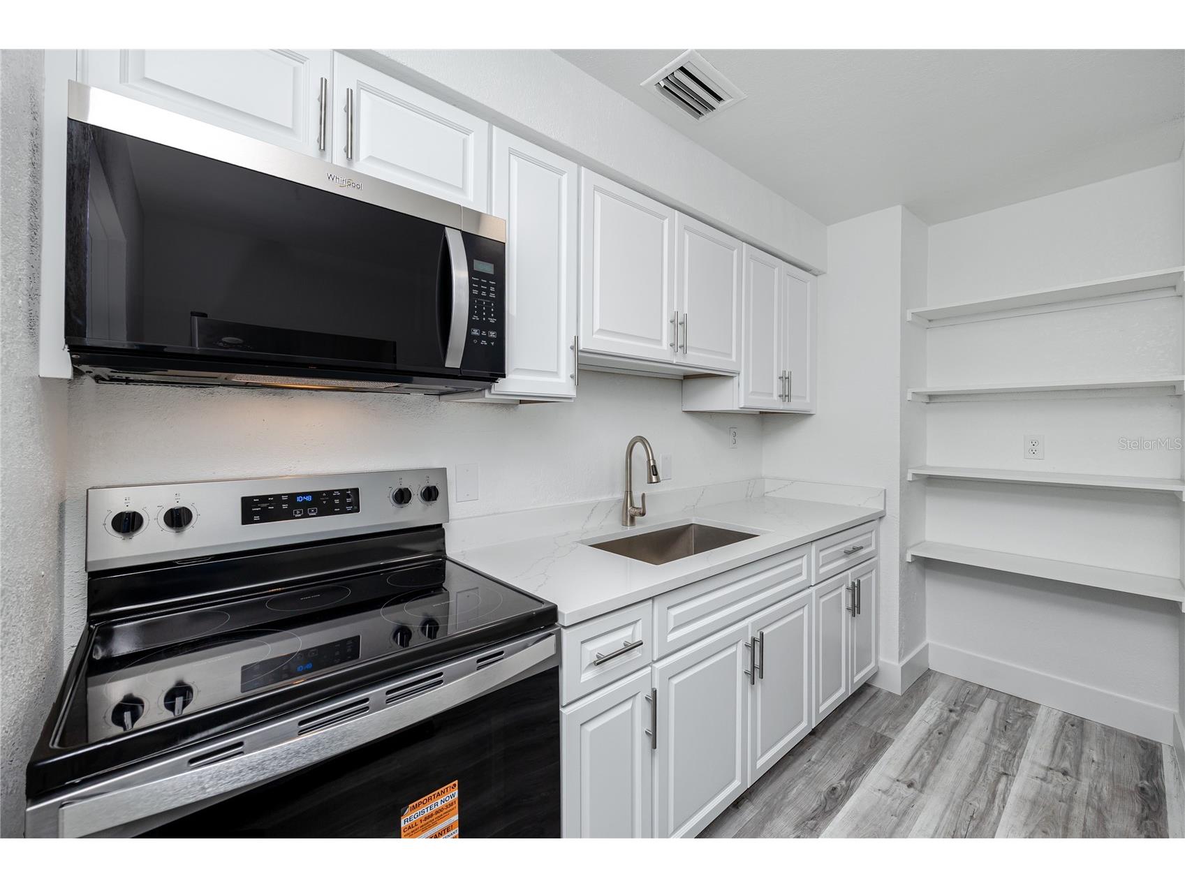 418 39th Avenue N Saint Petersburg FL 33703 TB8464525 image11