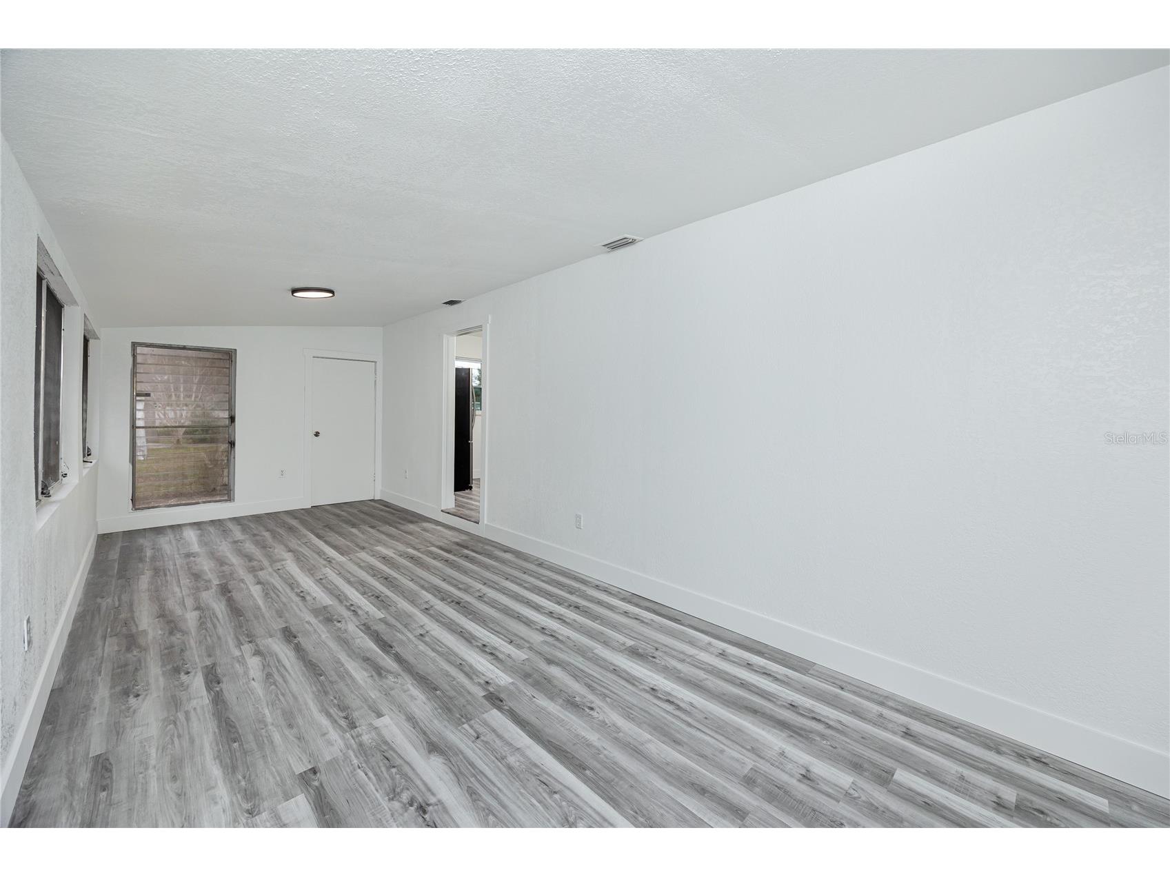 418 39th Avenue N Saint Petersburg FL 33703 TB8464525 image15