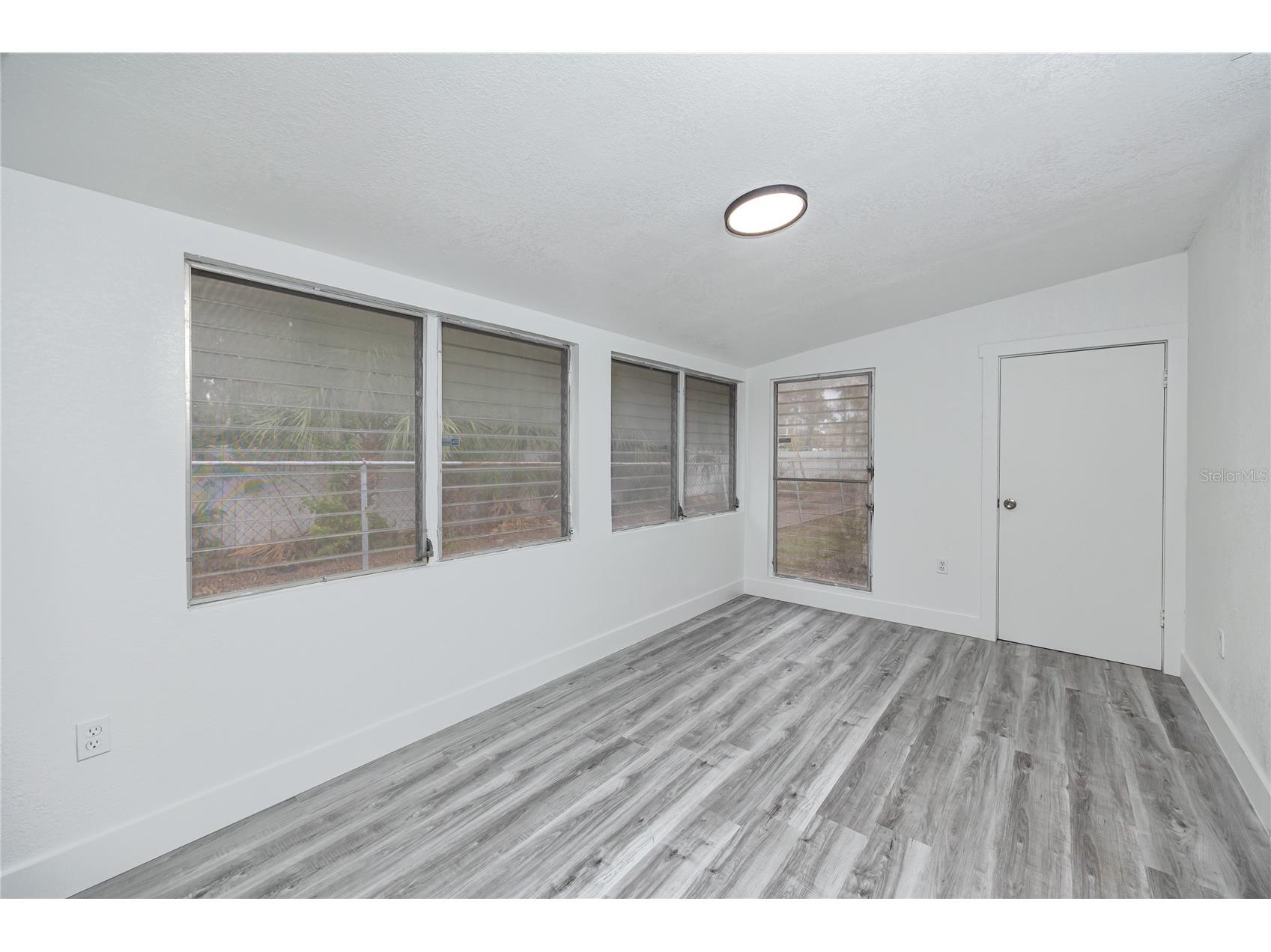 418 39th Avenue N Saint Petersburg FL 33703 TB8464525 image17
