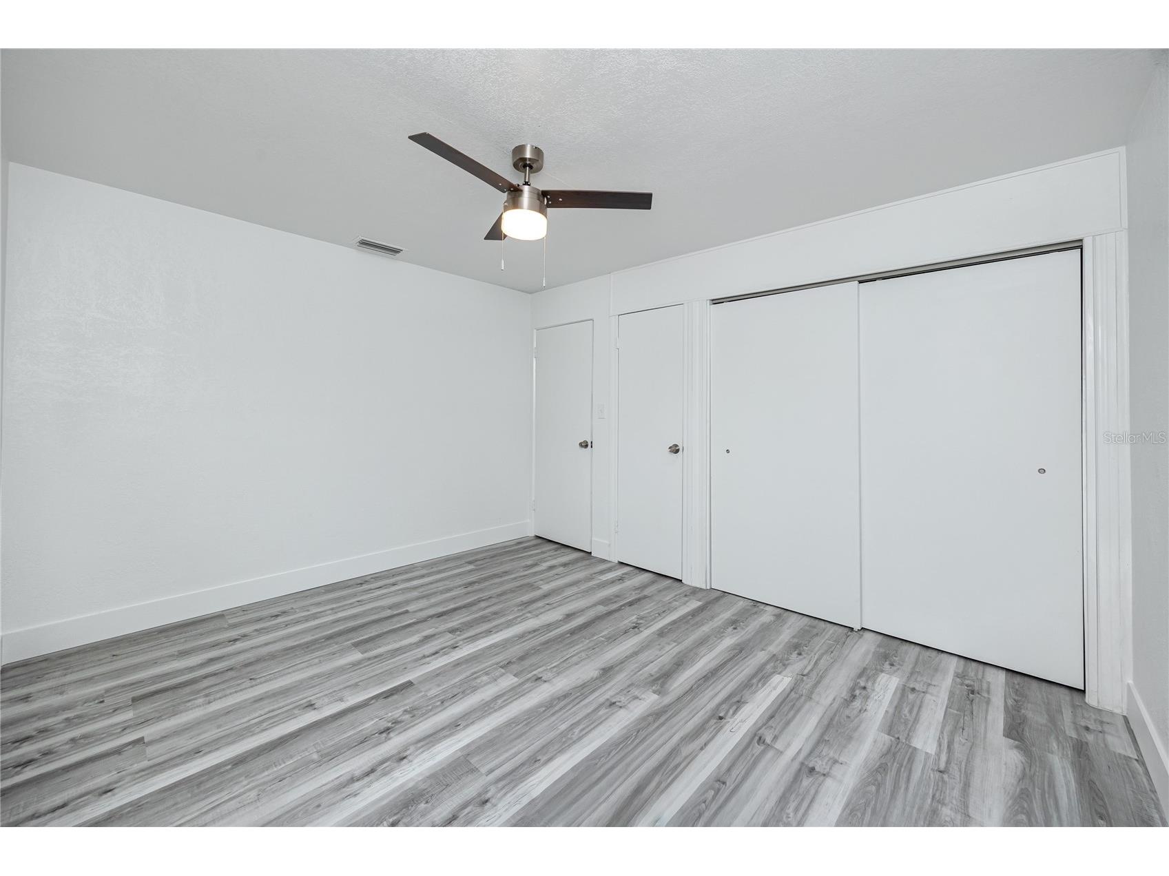 418 39th Avenue N Saint Petersburg FL 33703 TB8464525 image21