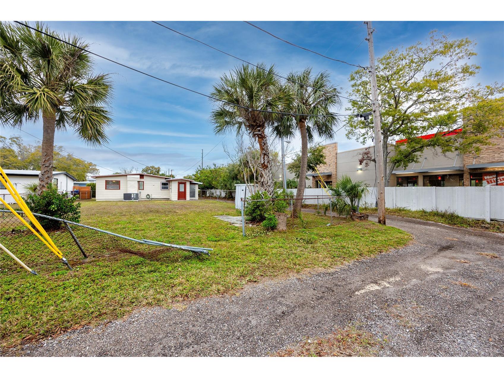 418 39th Avenue N Saint Petersburg FL 33703 TB8464525 image35