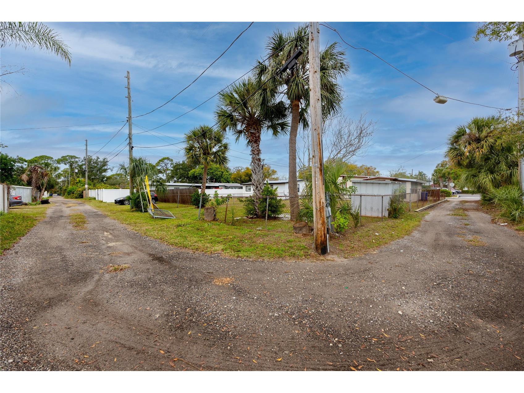 418 39th Avenue N Saint Petersburg FL 33703 TB8464525 image36