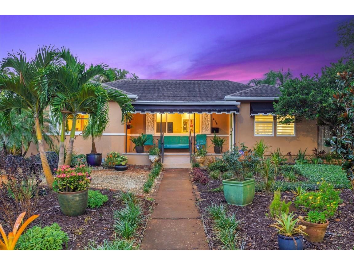 418 39th Avenue NE Saint Petersburg FL 33703 U8203705 image1